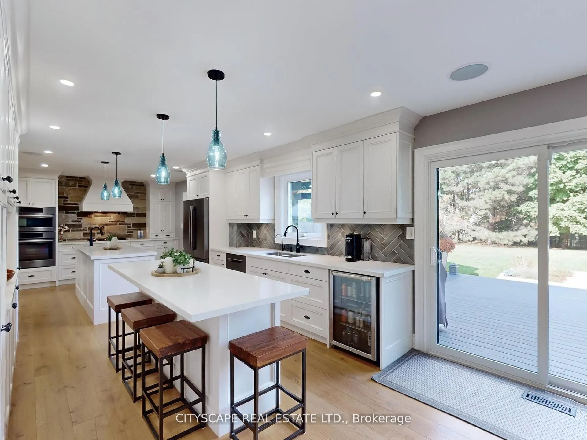 2585 Kenna Court