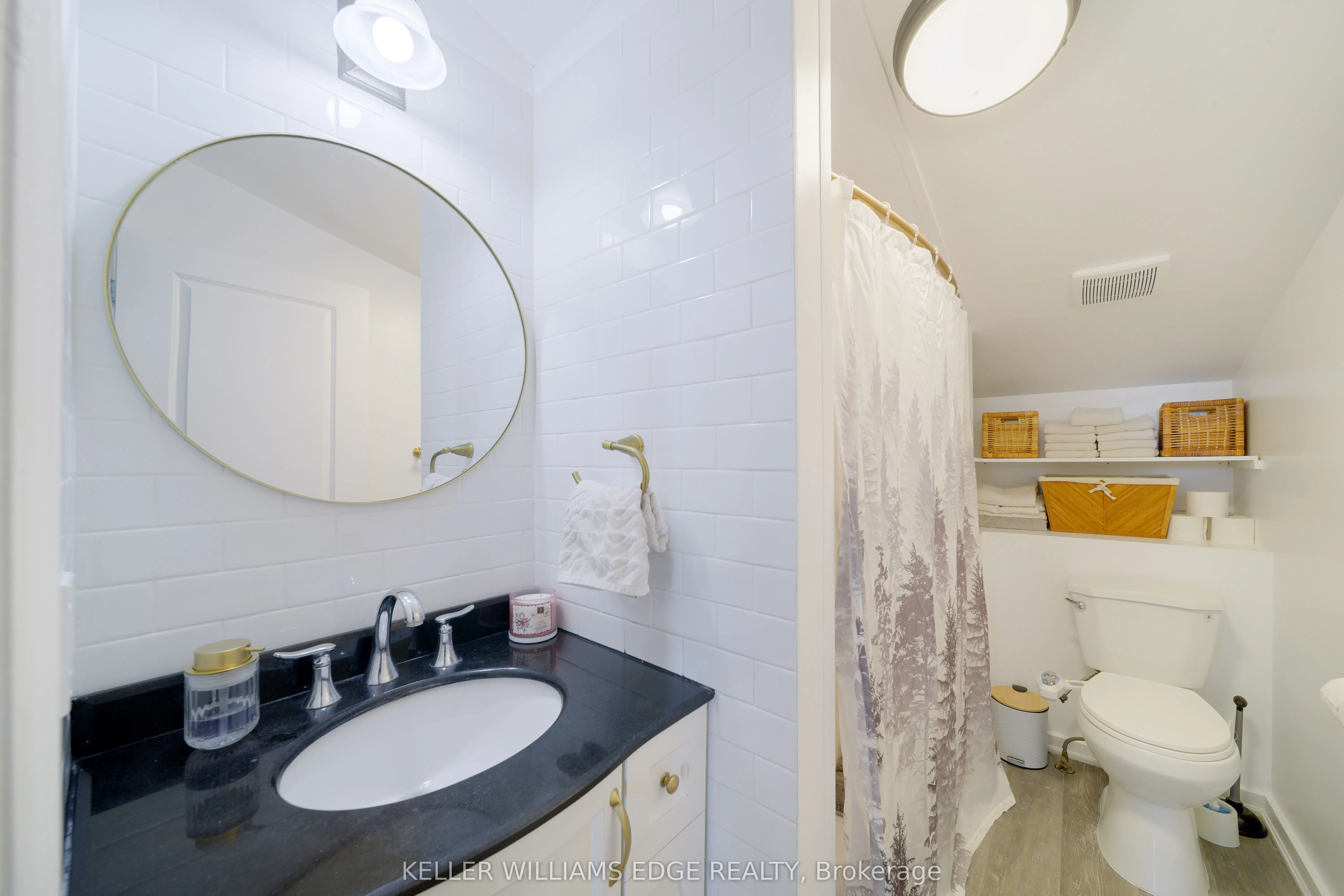 123 Broadway Avenue #E