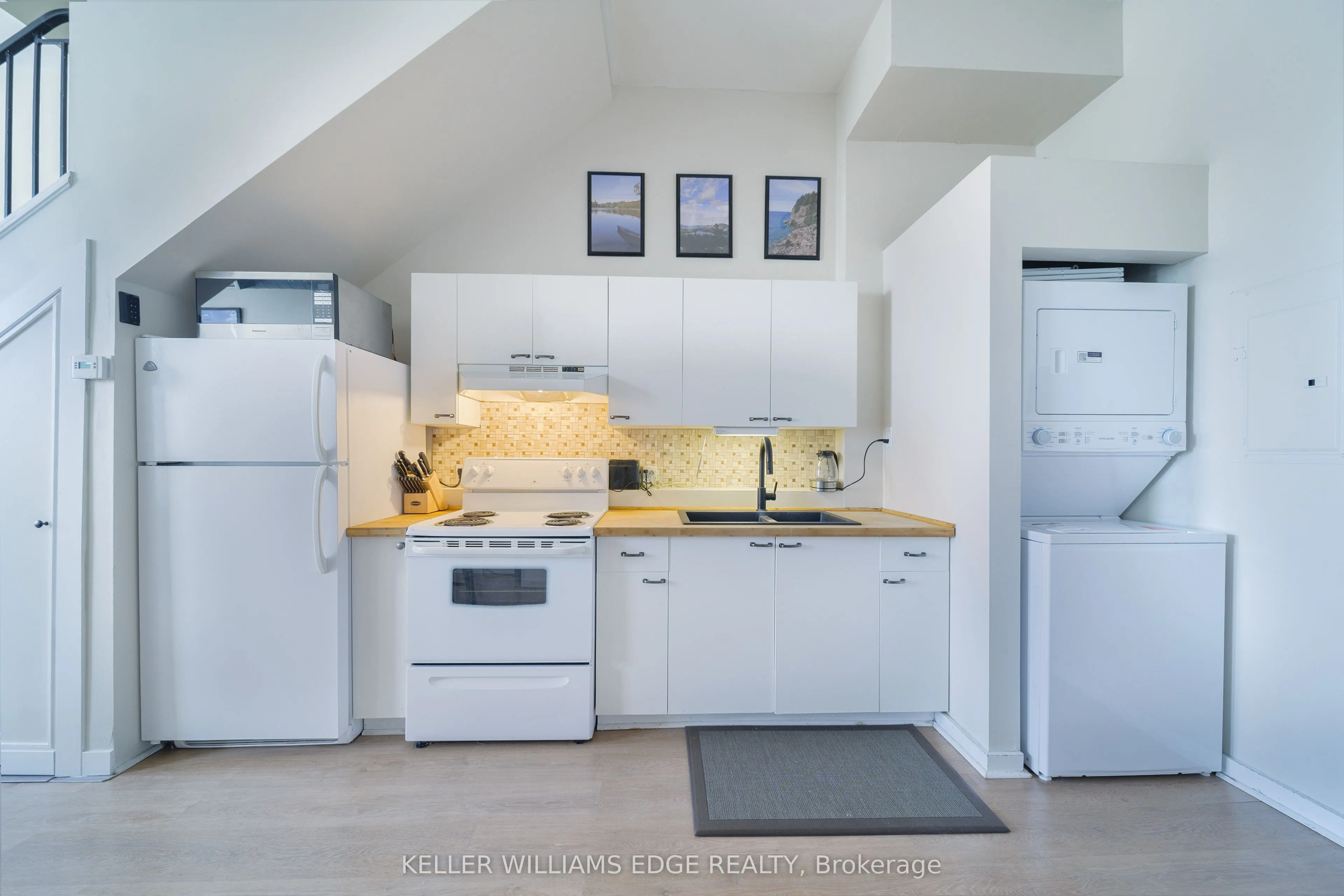 123 Broadway Avenue #E
