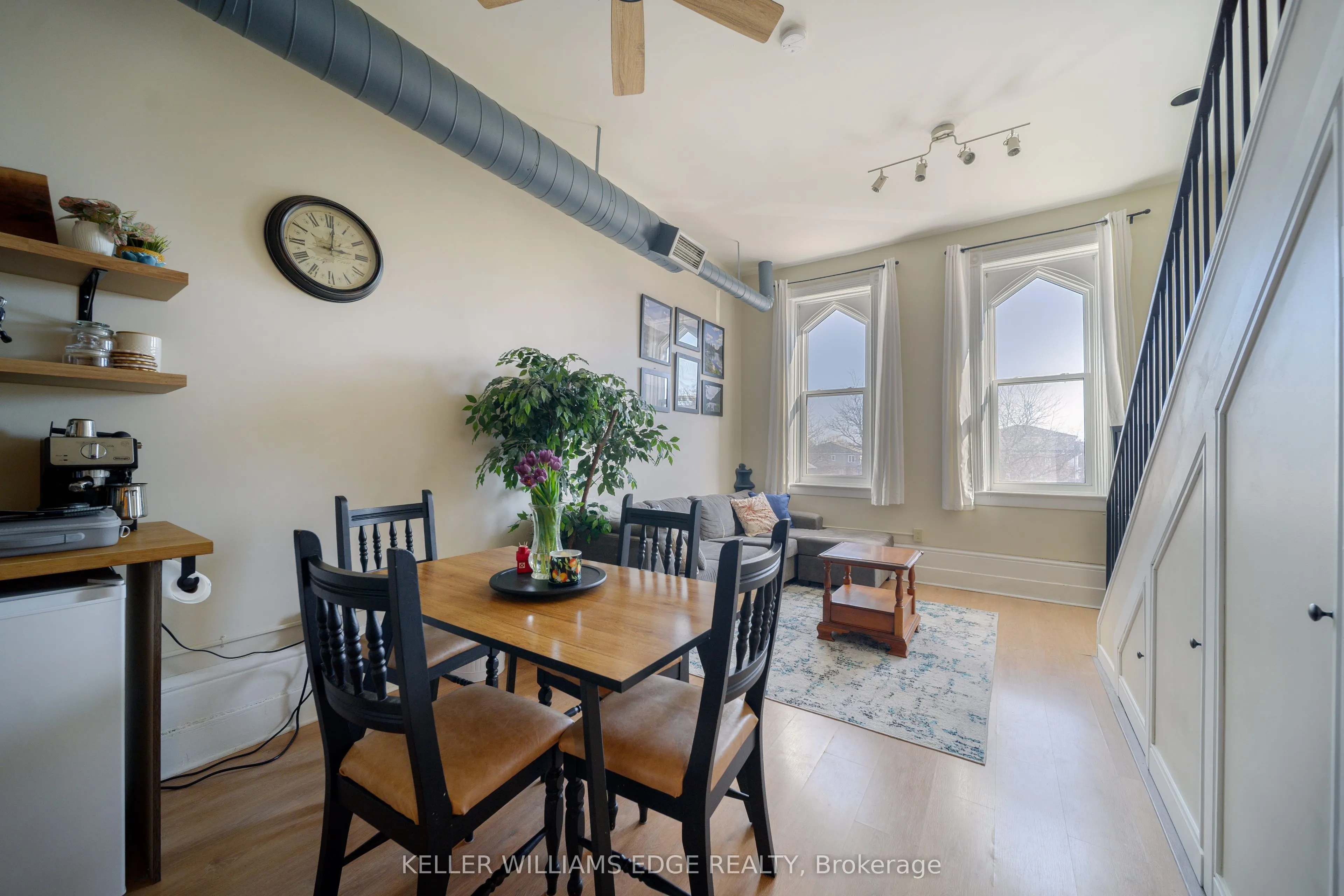 123 Broadway Avenue #E