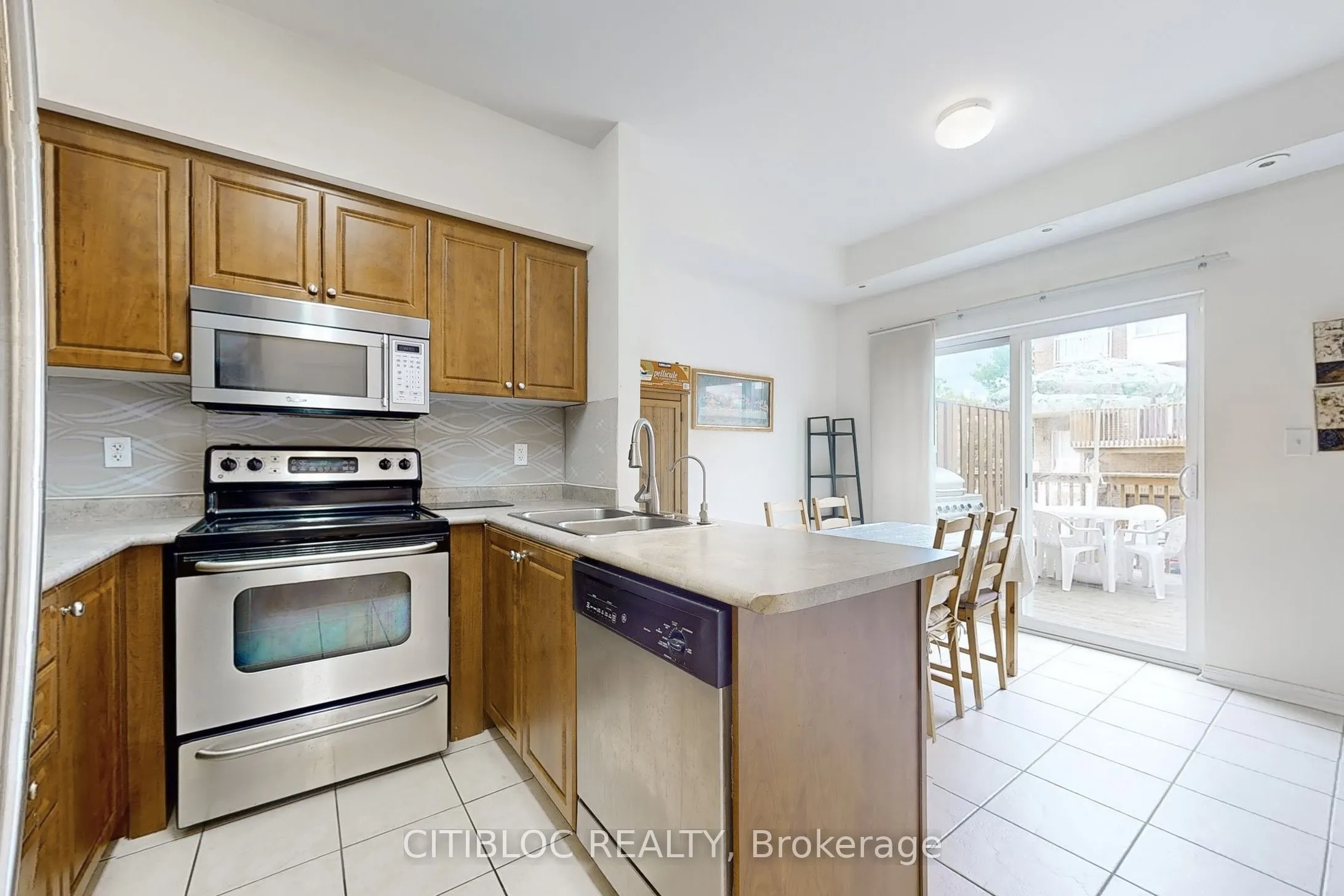 3029 Finch Avenue W #13