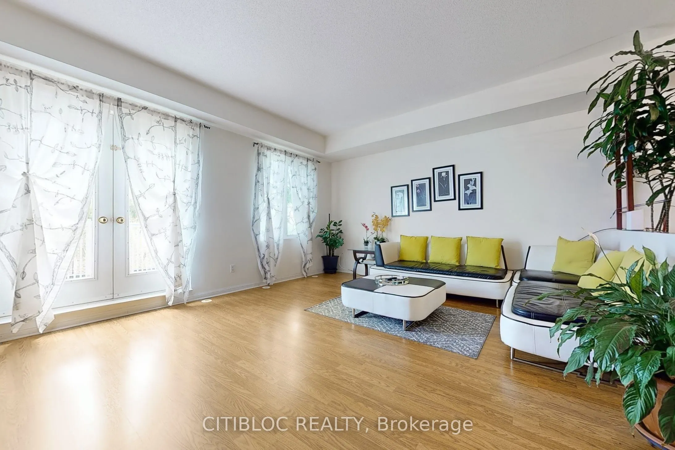 3029 Finch Avenue W #13