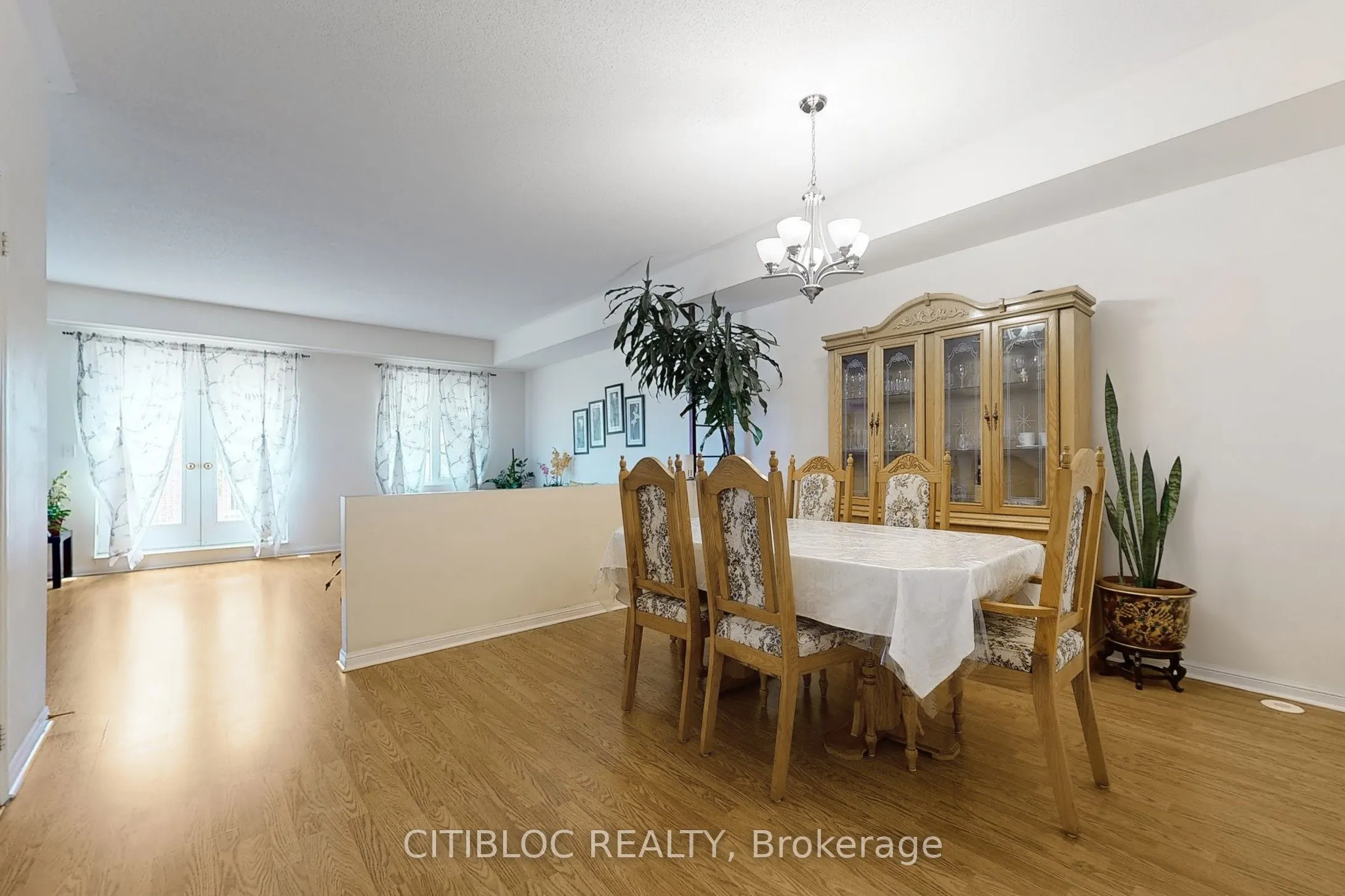 3029 Finch Avenue W #13