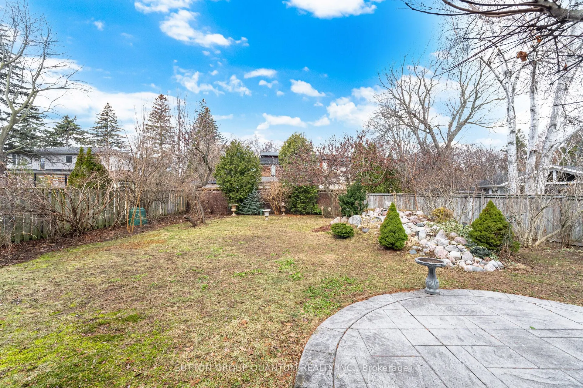 1511 Ifield Road