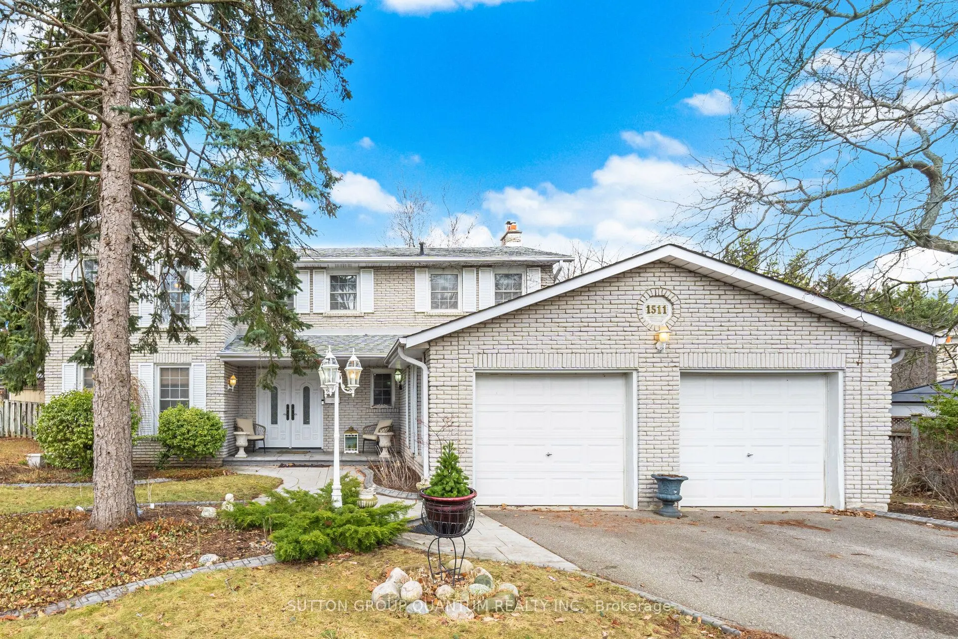 1511 Ifield Road