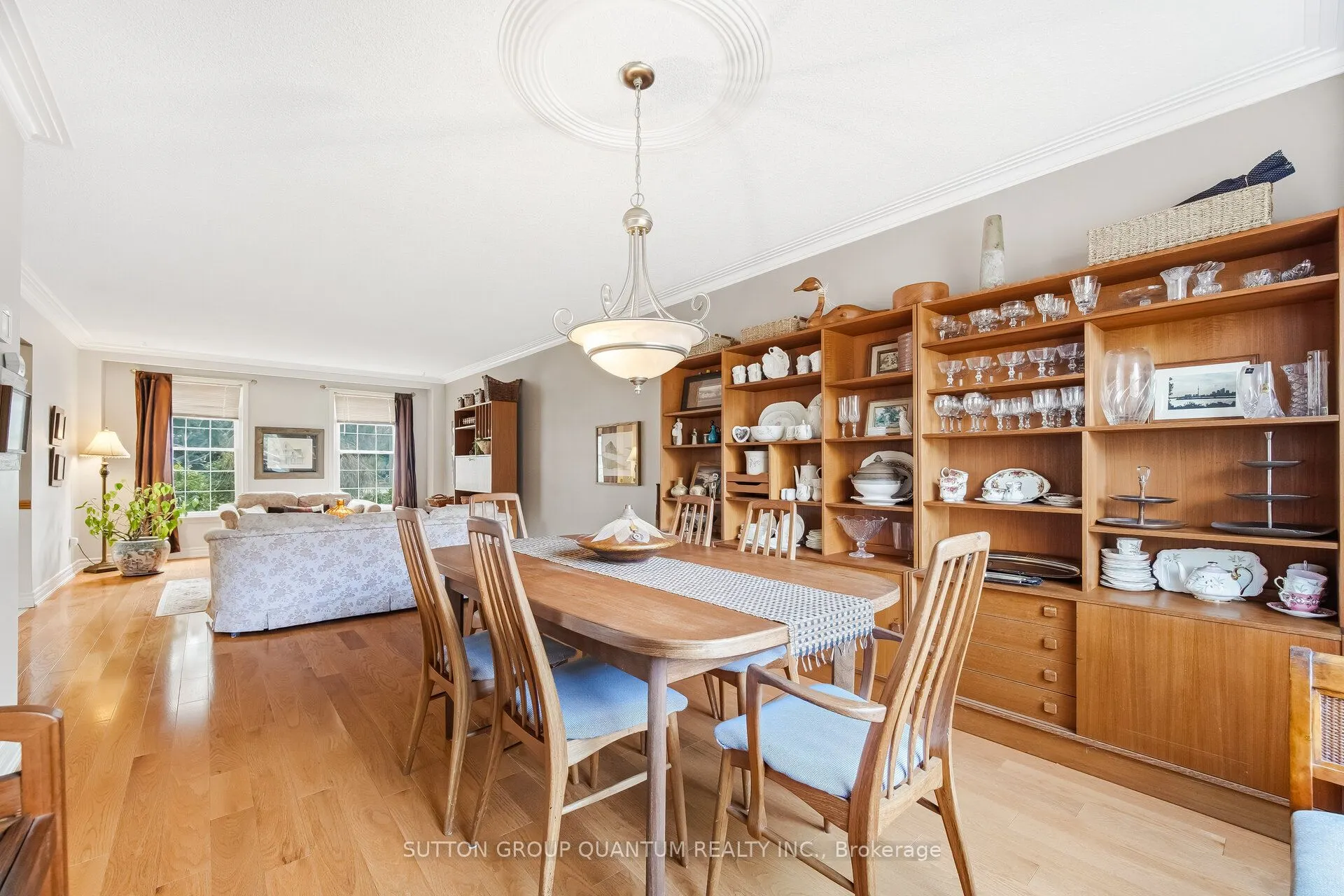 1511 Ifield Road