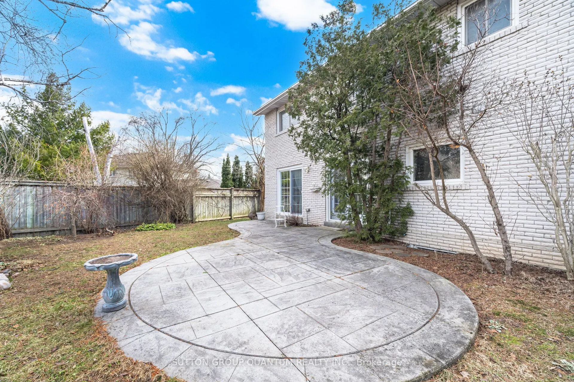 1511 Ifield Road