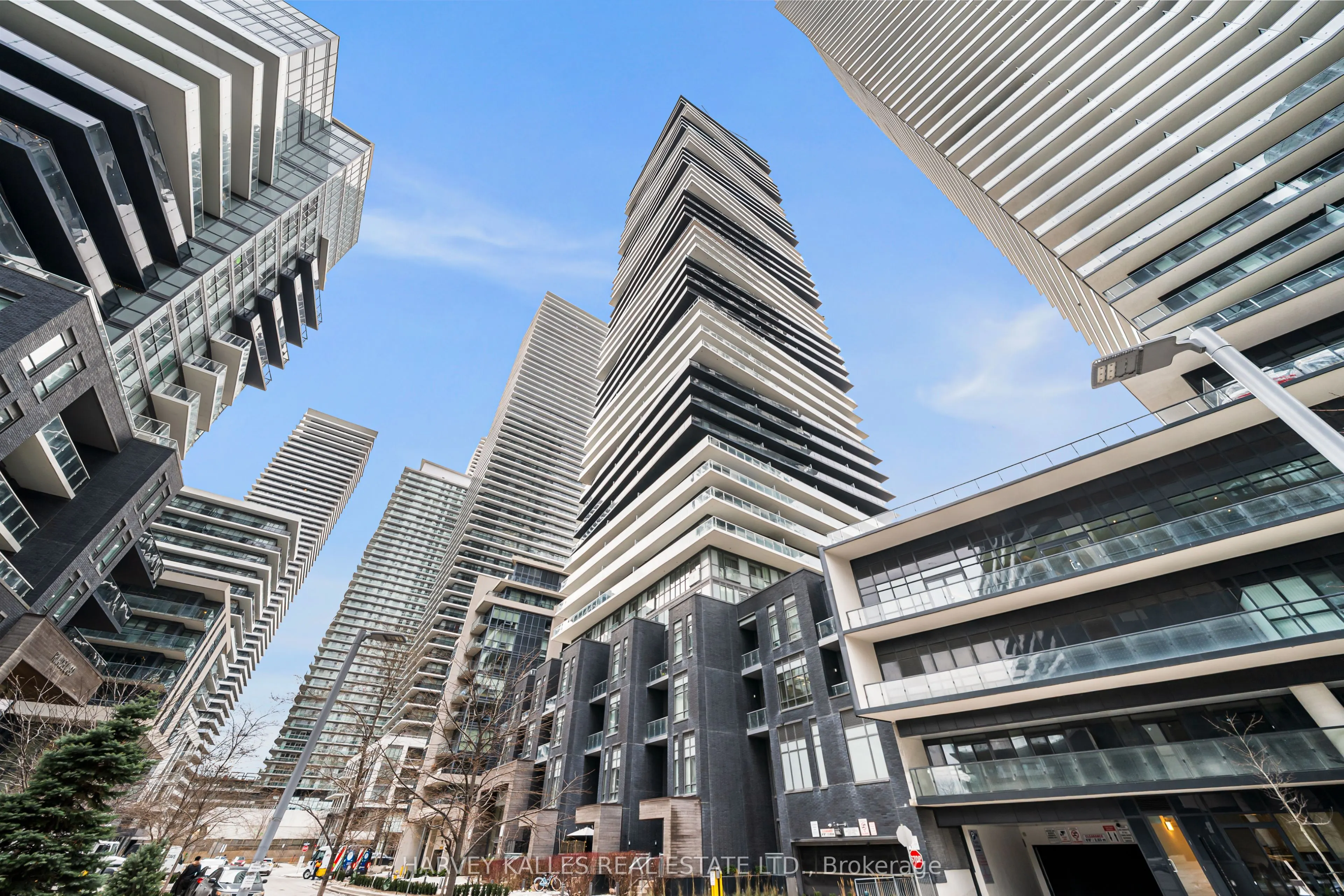 56 Annie Craig Drive #2703