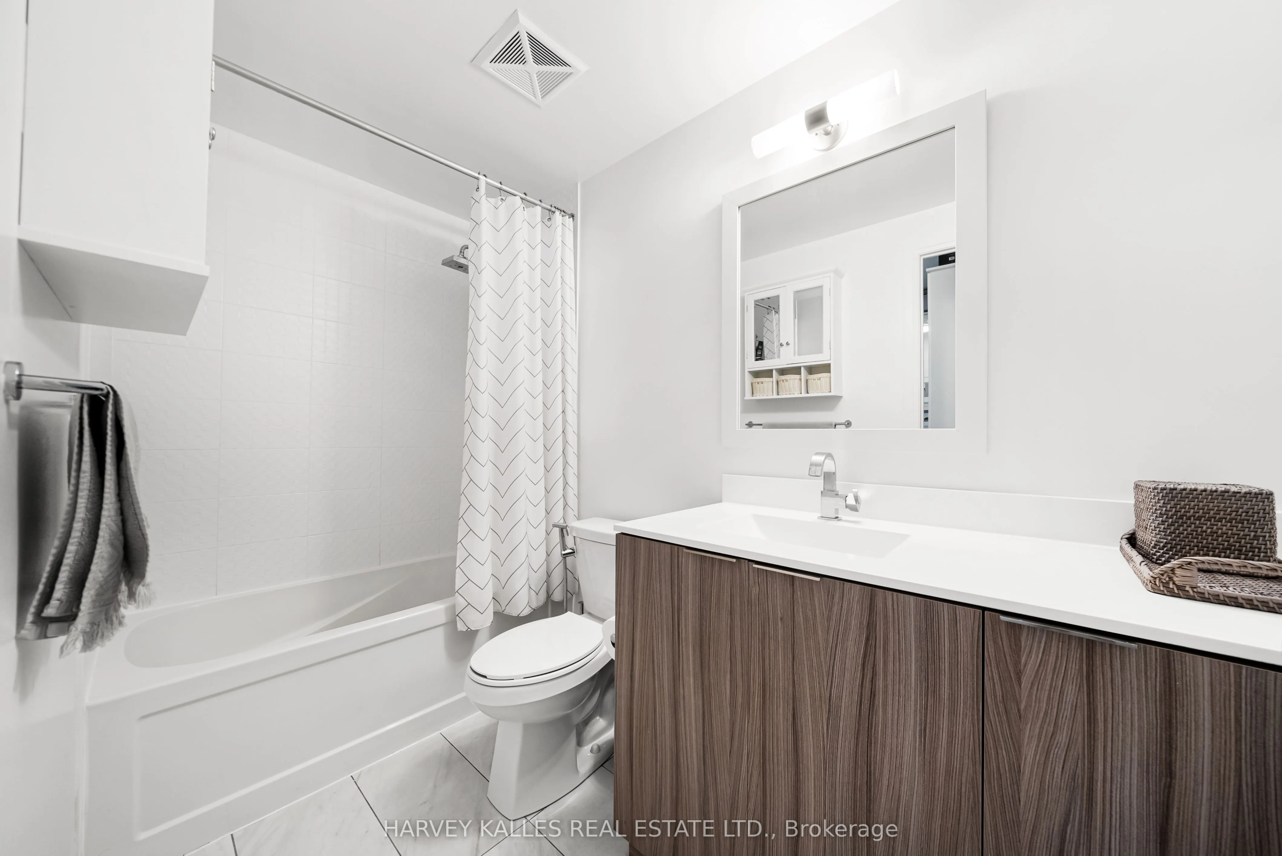 56 Annie Craig Drive #2703