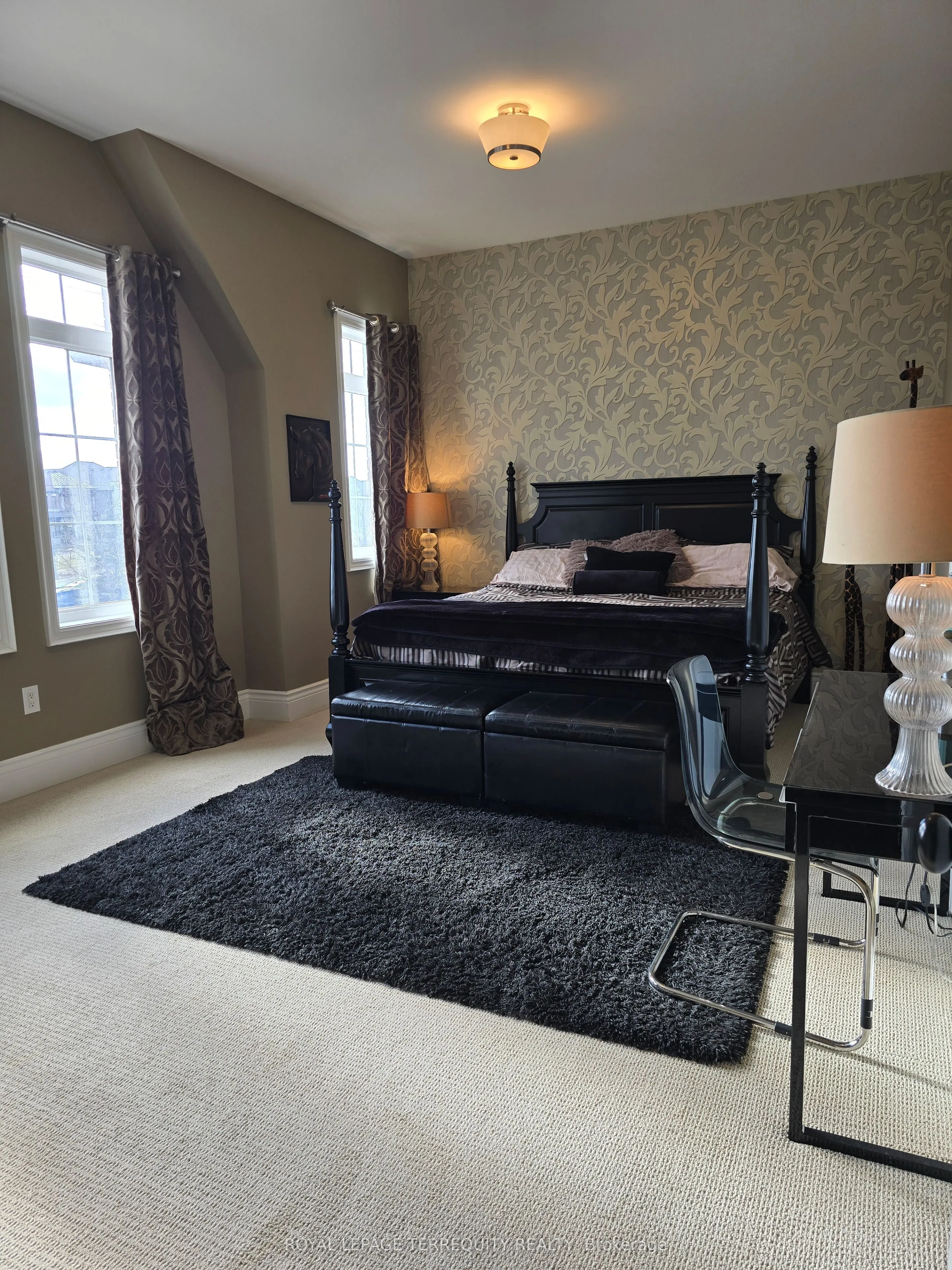19 Black Diamond Crescent