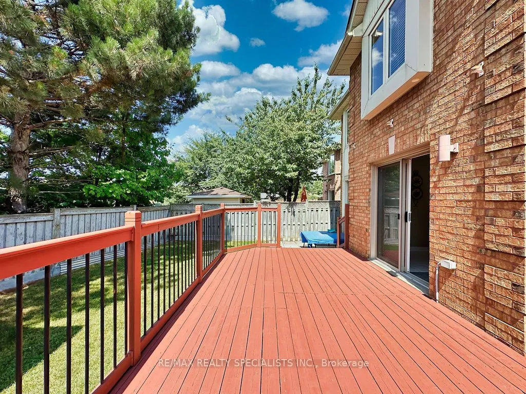 9 Siesta Court