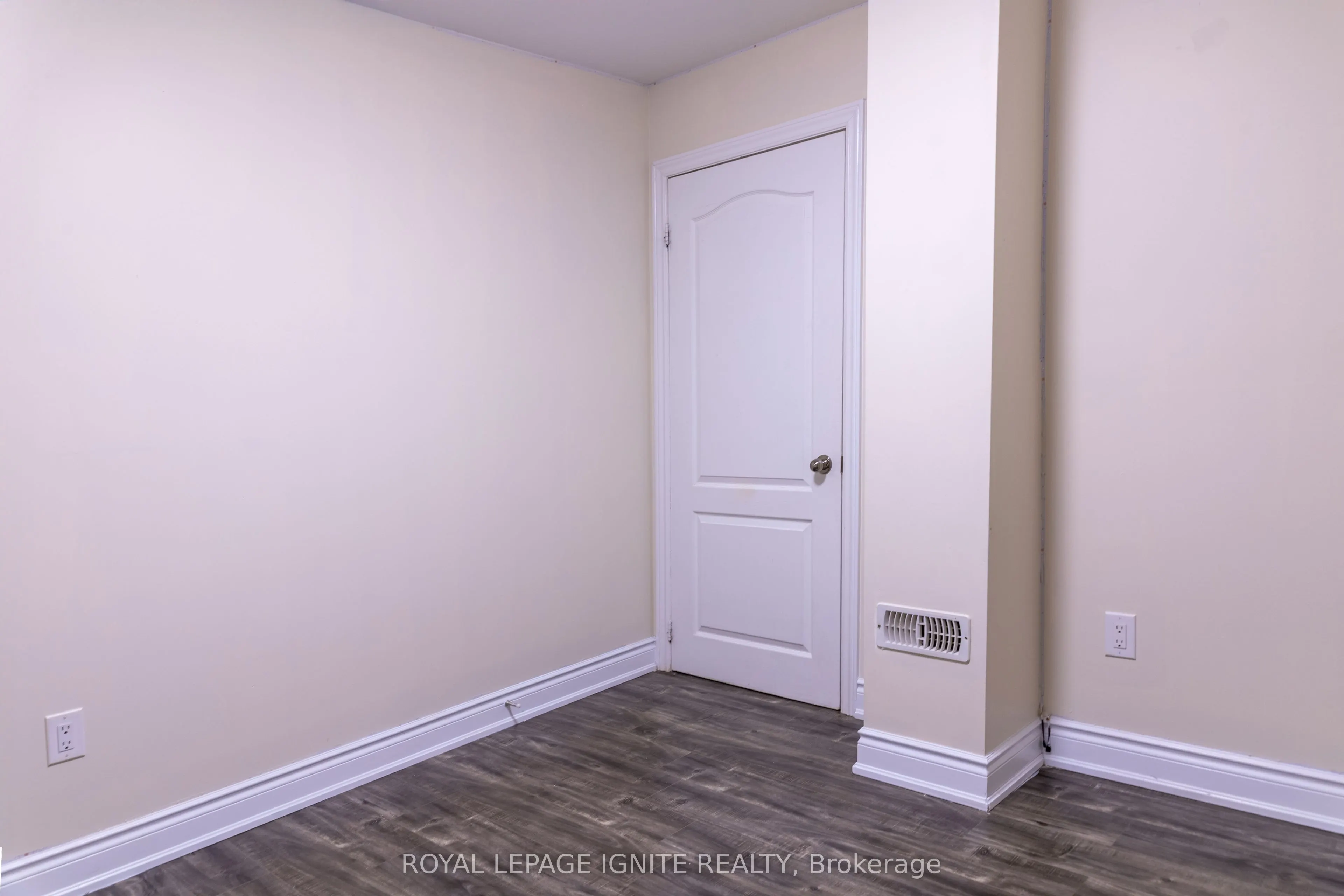 162 Cadillac Crescent #Lower
