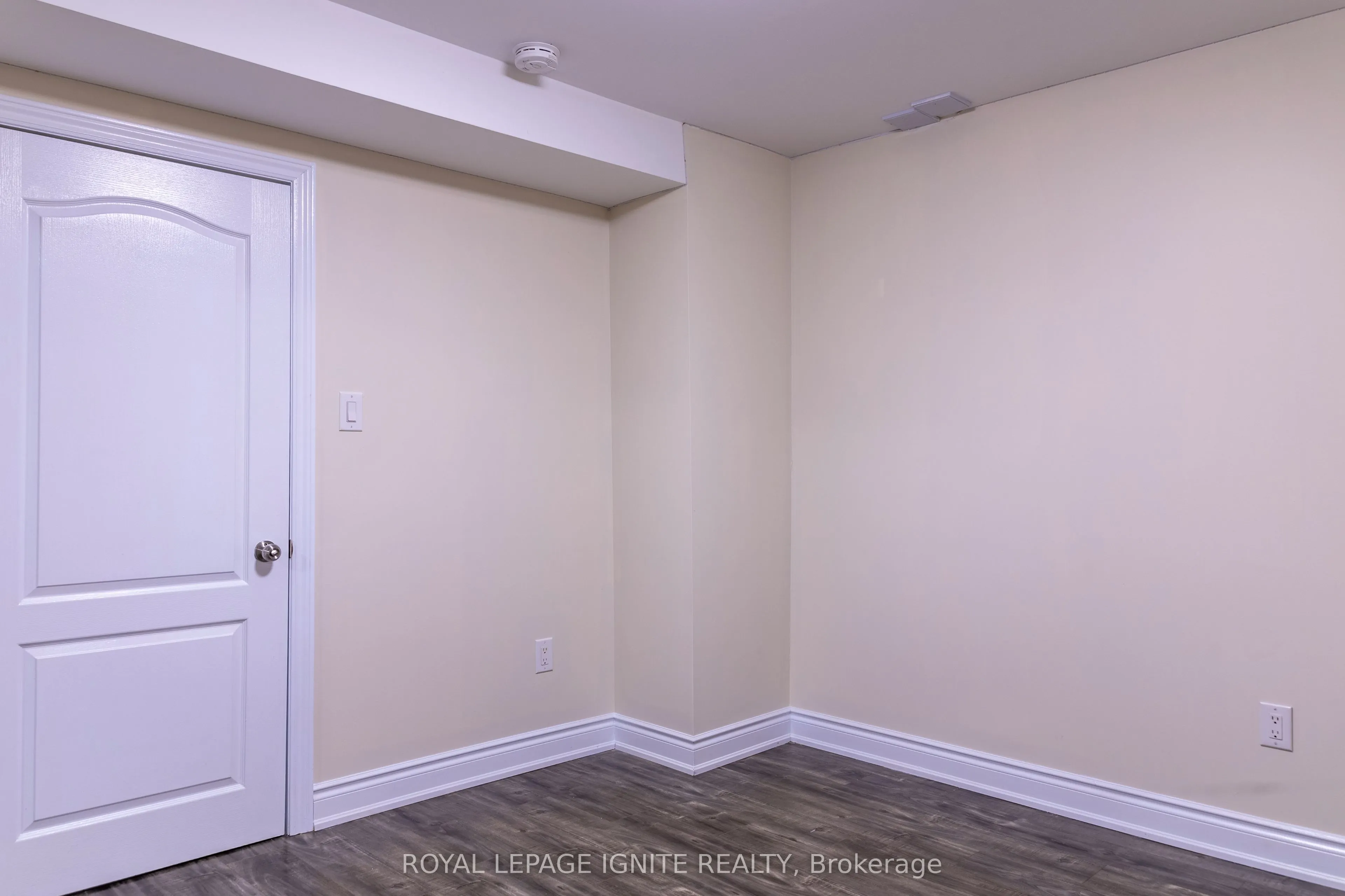 162 Cadillac Crescent #Lower