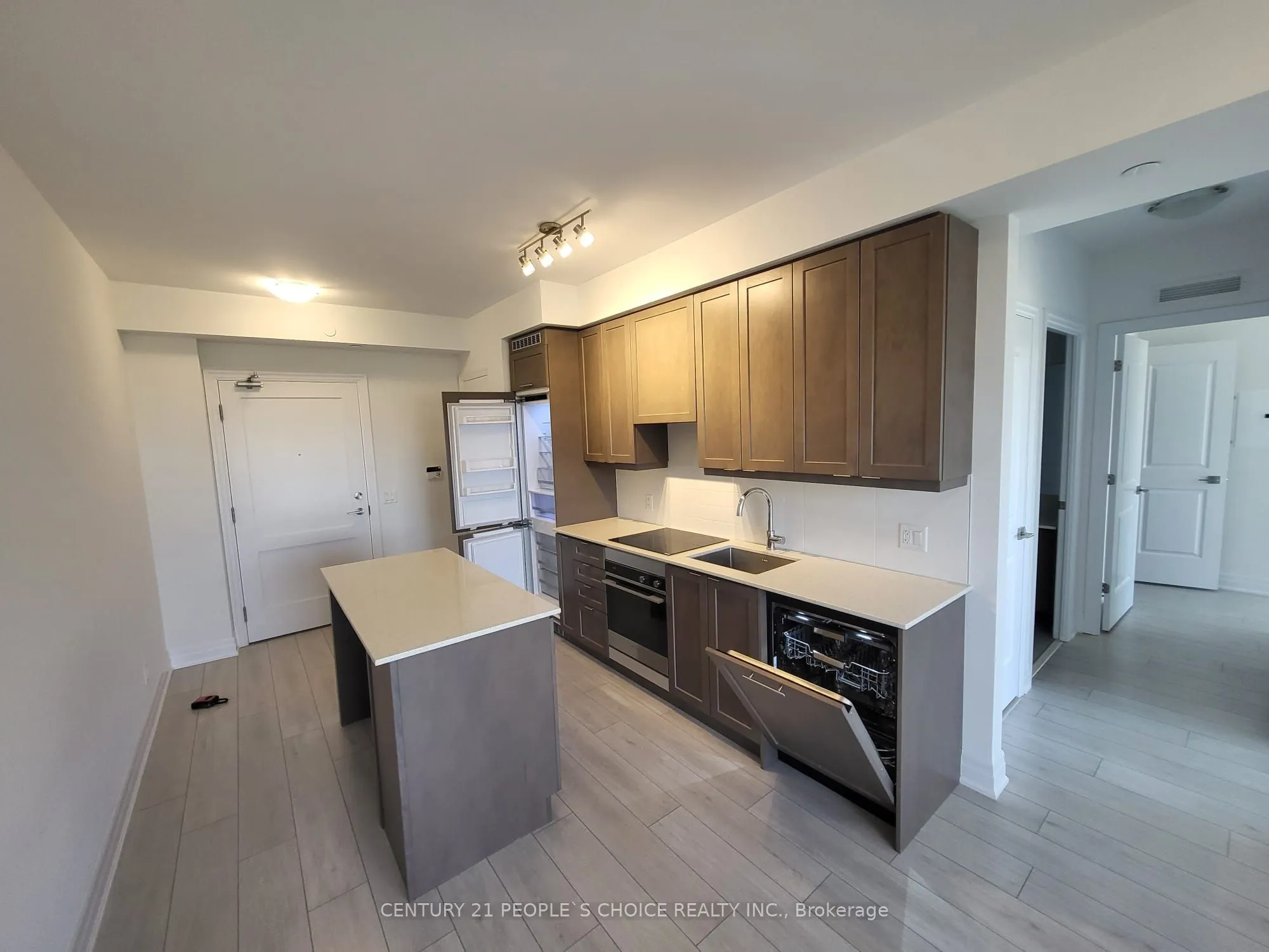 30 Elm Drive W #1102