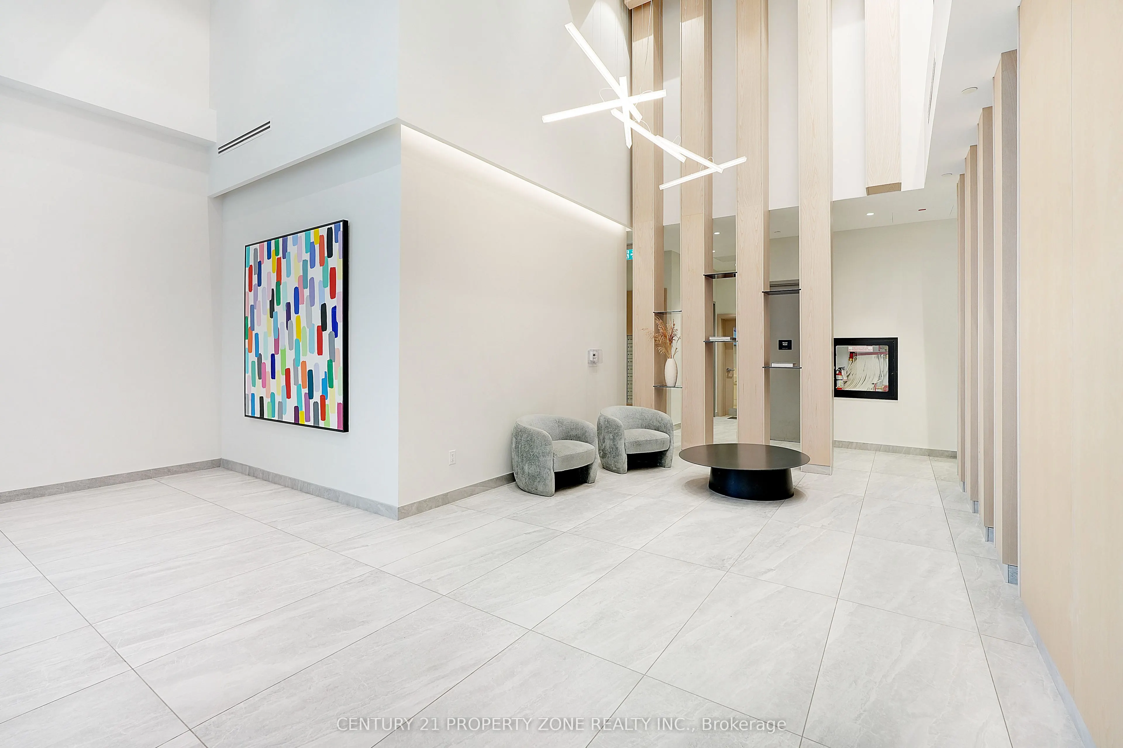 86 Dundas Street E #1015