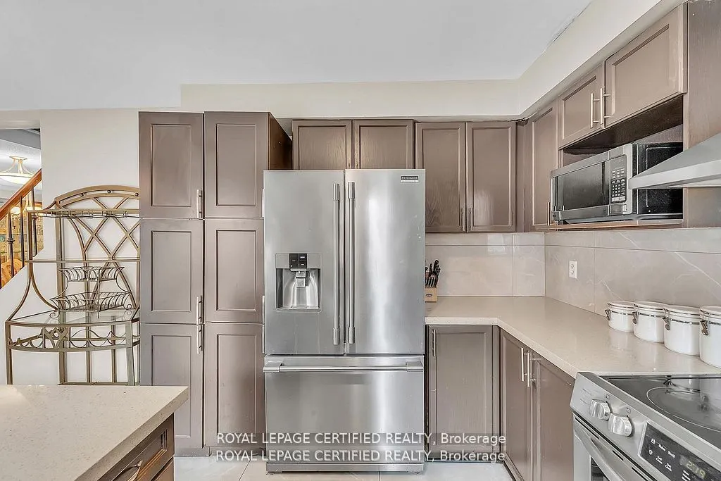 17 Chestermere Crescent