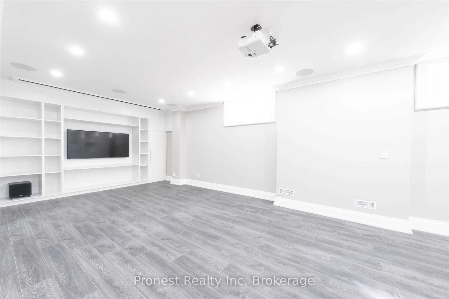 53 Eaglewood Boulevard