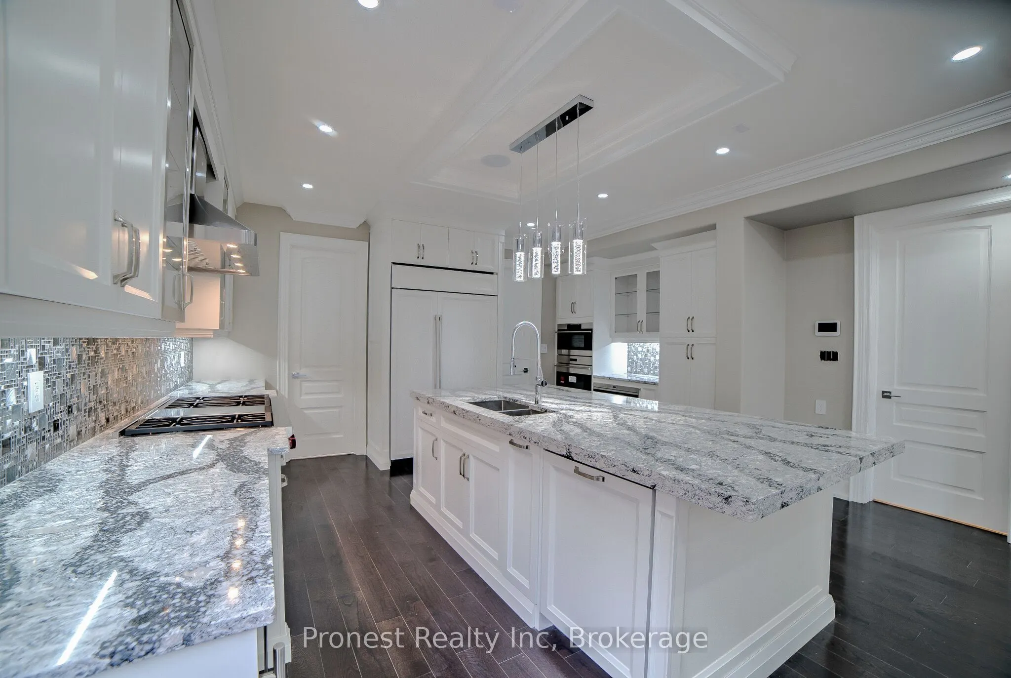 53 Eaglewood Boulevard