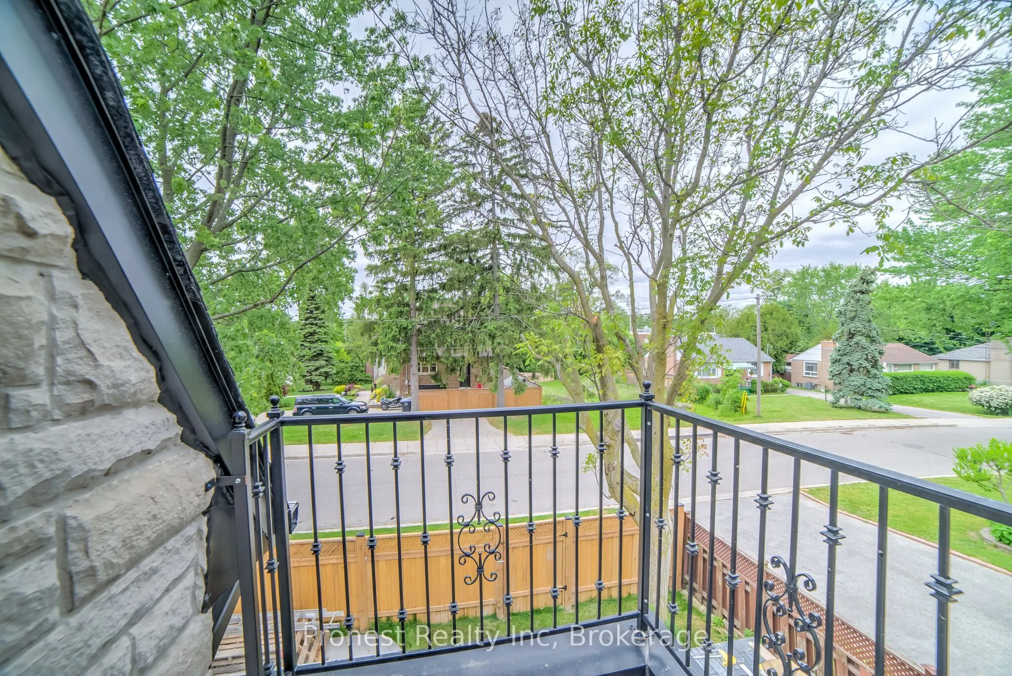 53 Eaglewood Boulevard
