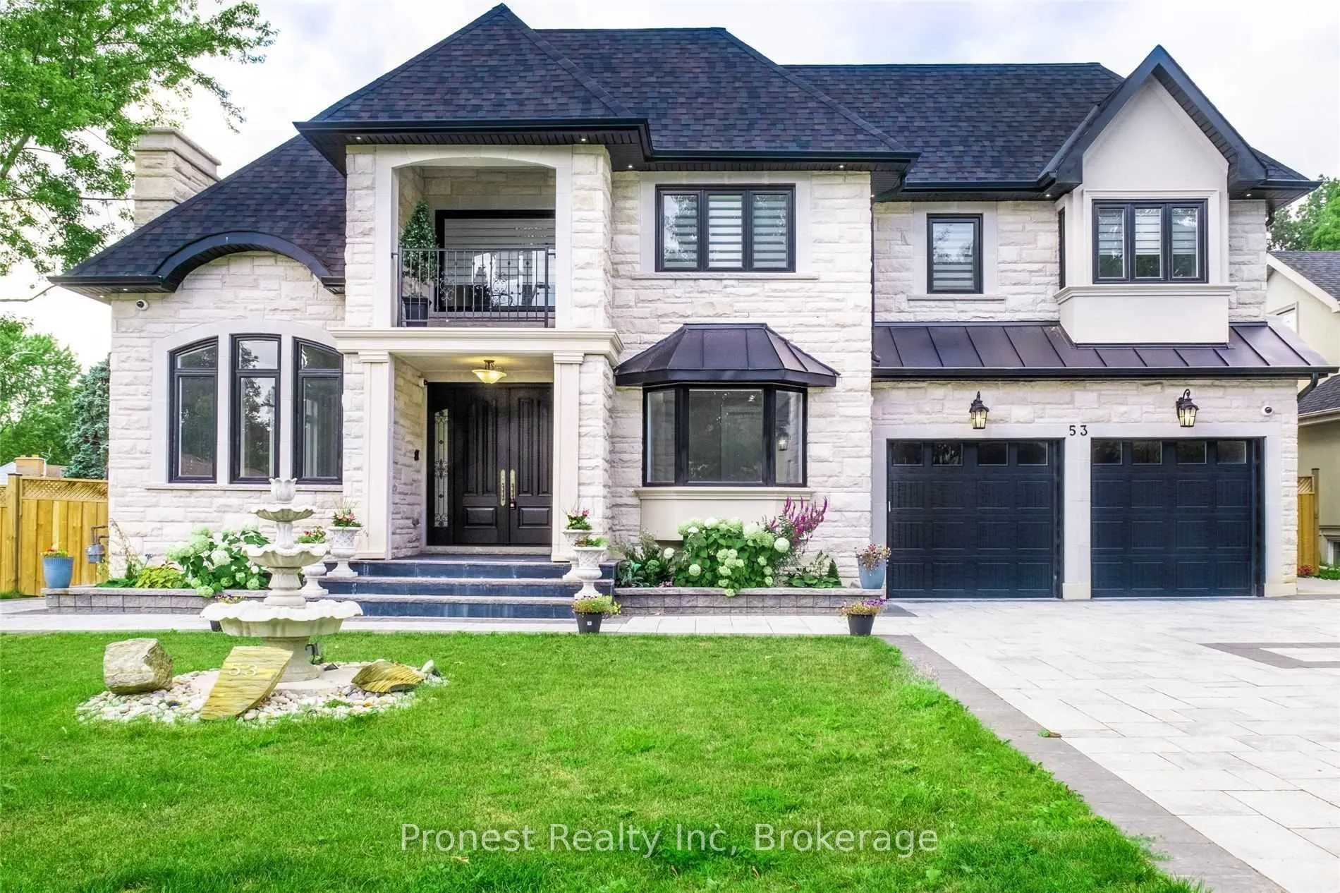 53 Eaglewood Boulevard