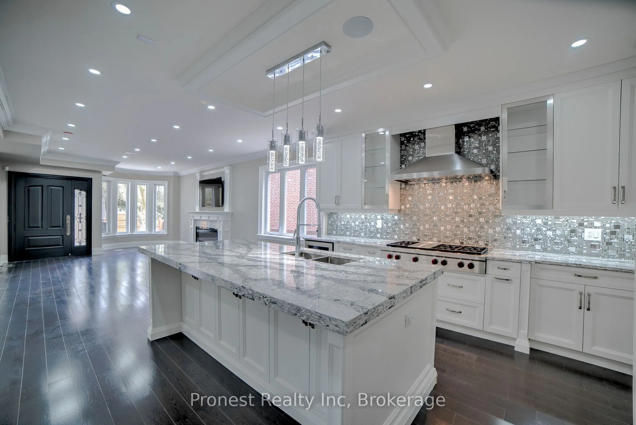 53 Eaglewood Boulevard