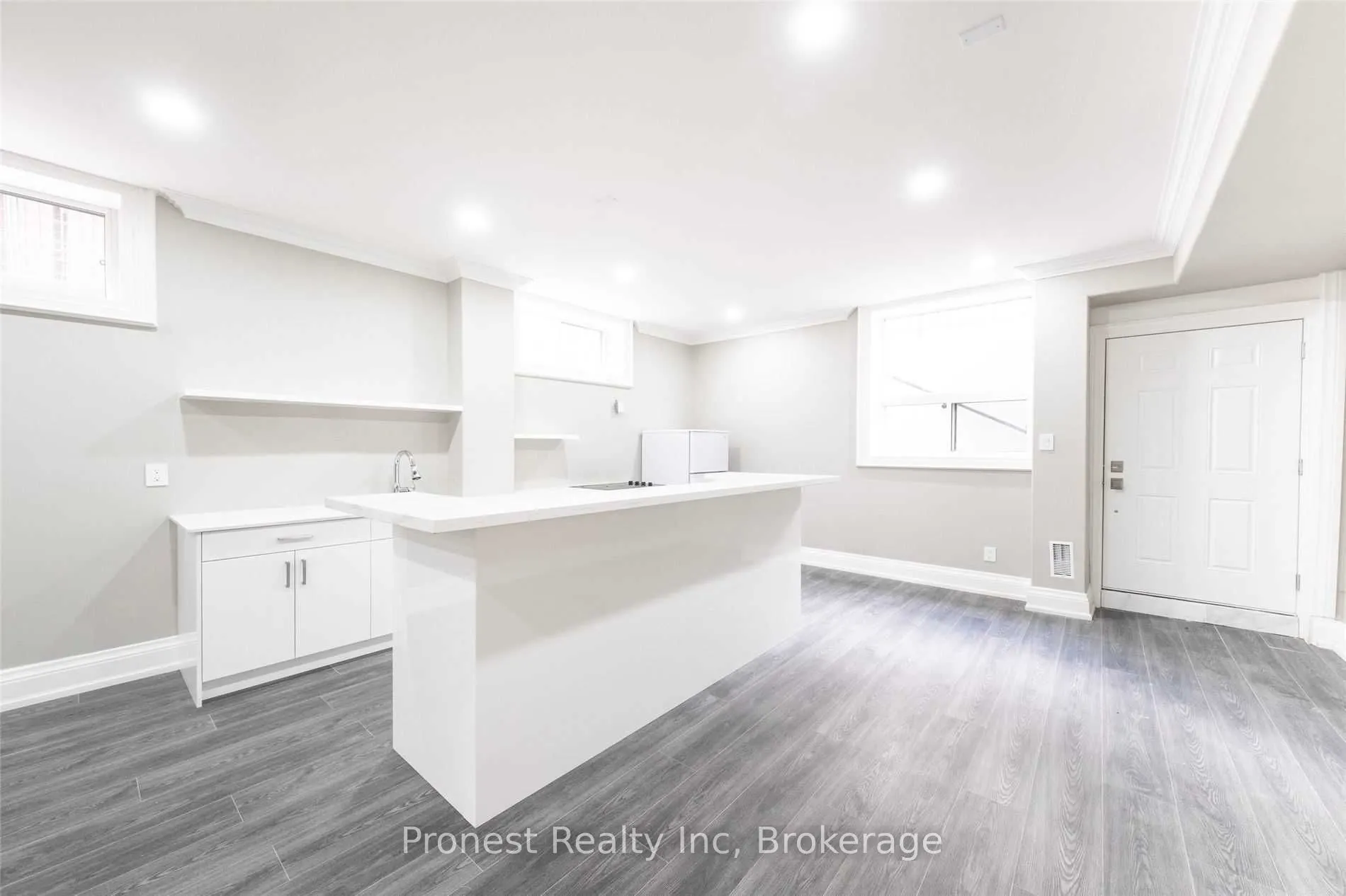 53 Eaglewood Boulevard