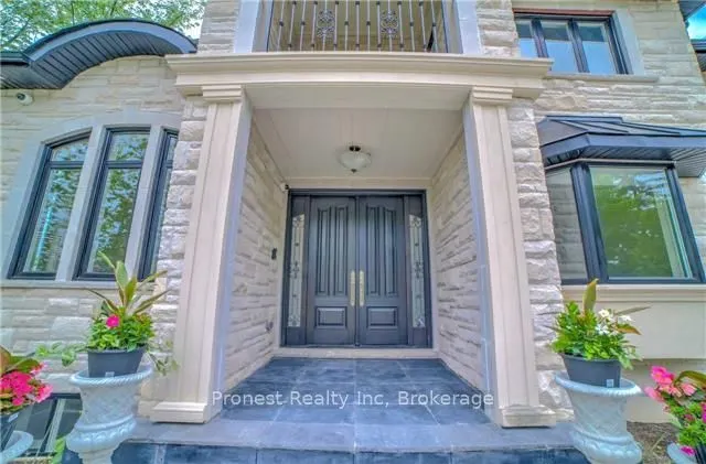 53 Eaglewood Boulevard