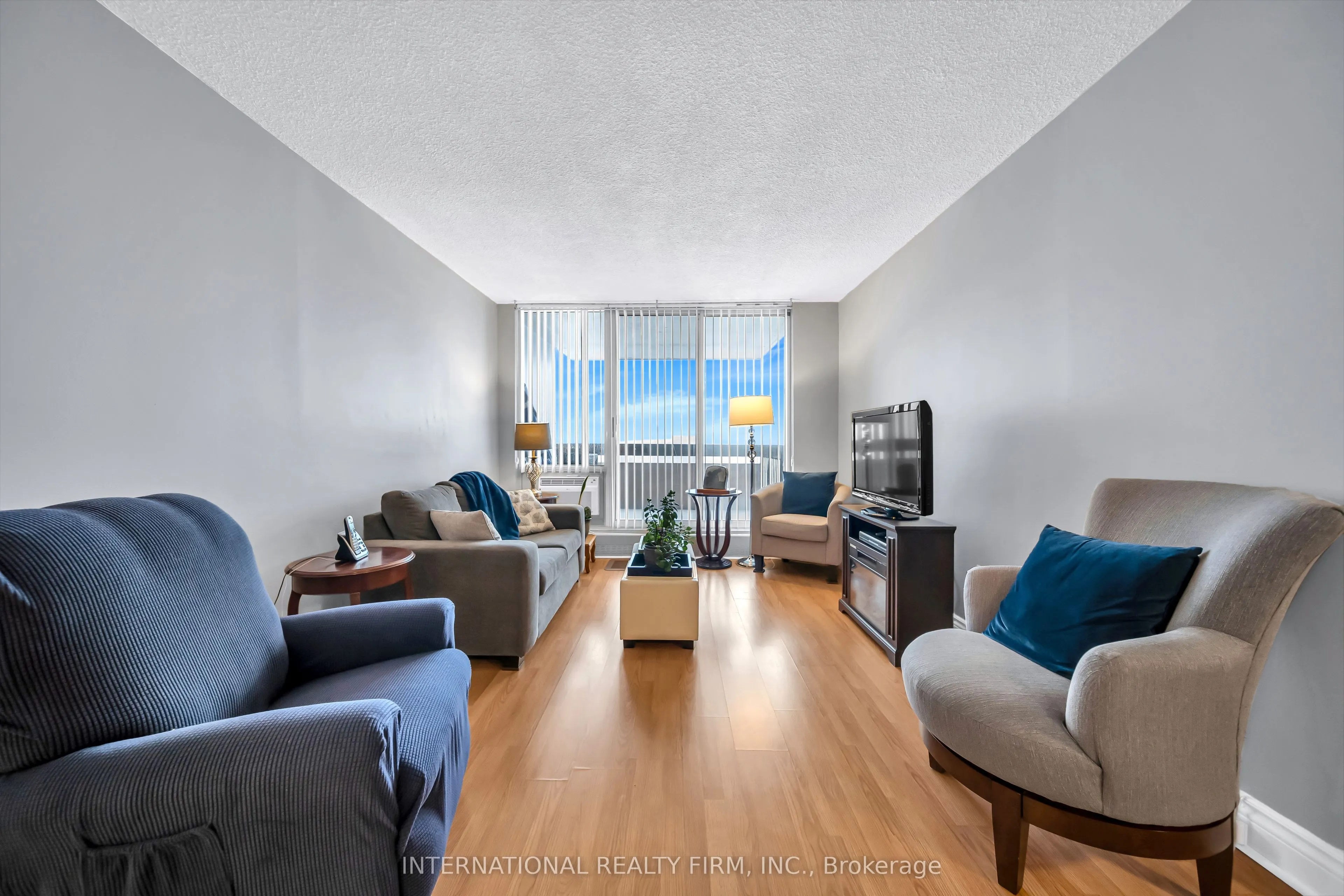 1615 Bloor Street #801