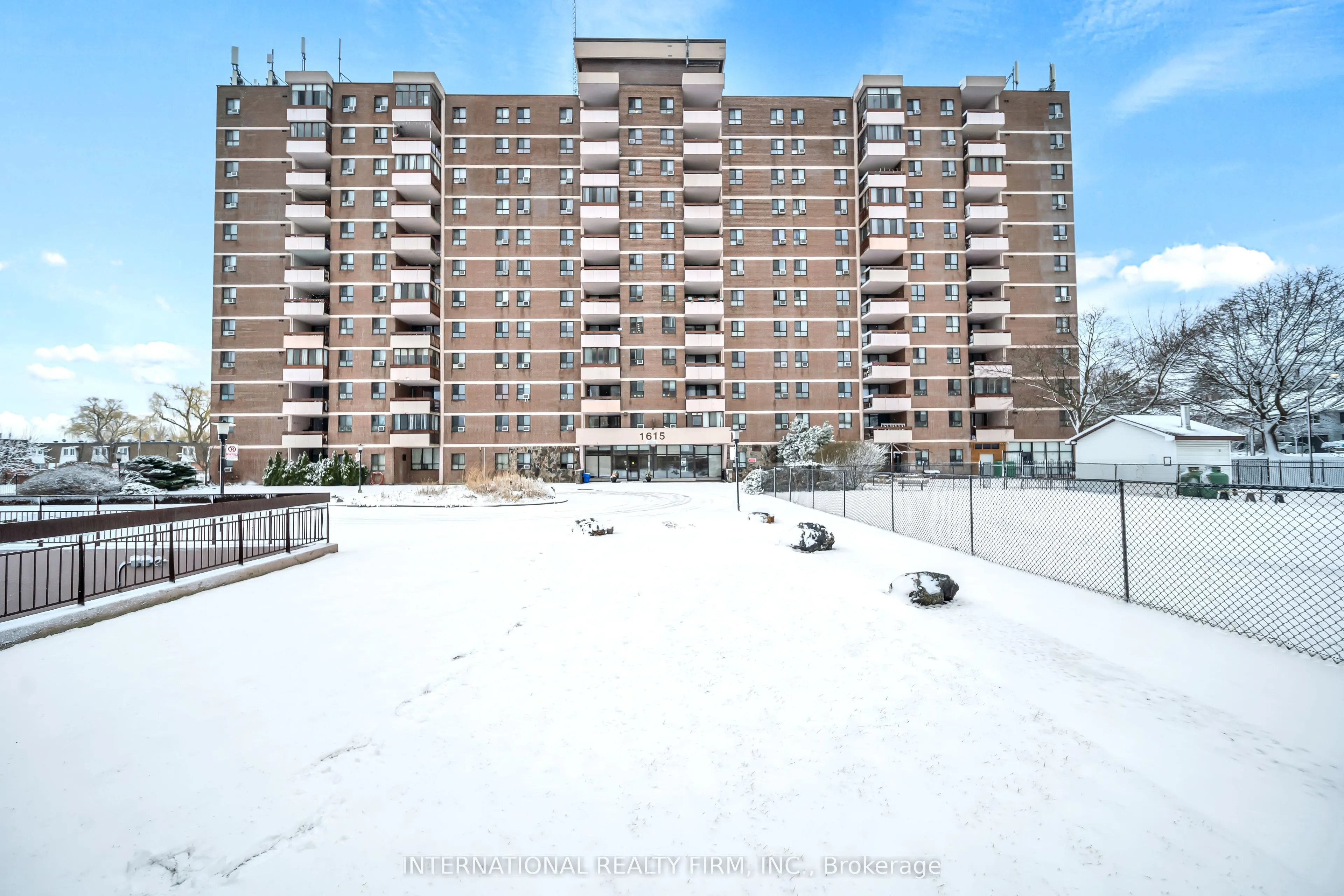 1615 Bloor Street #801