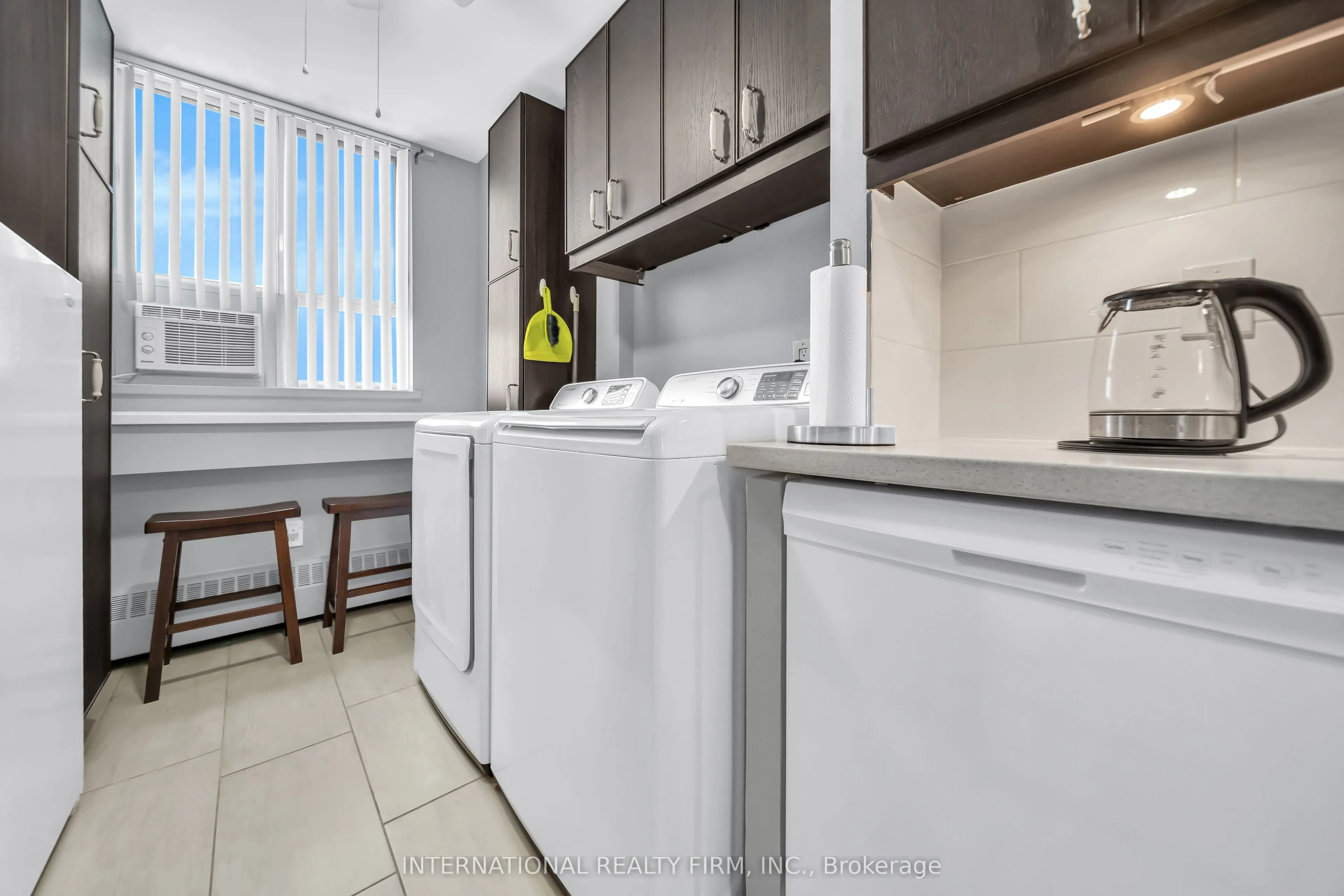 1615 Bloor Street #801