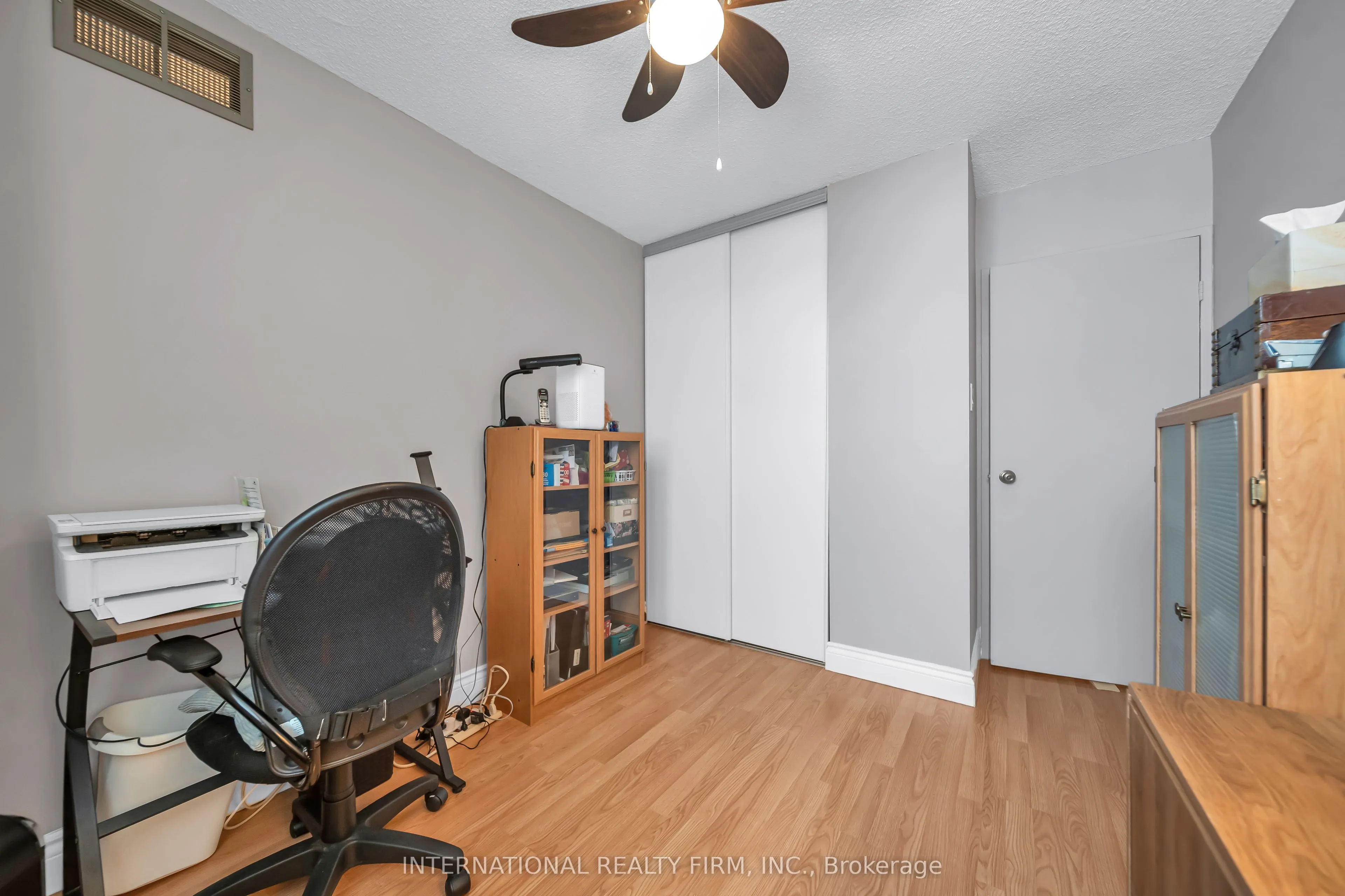 1615 Bloor Street #801