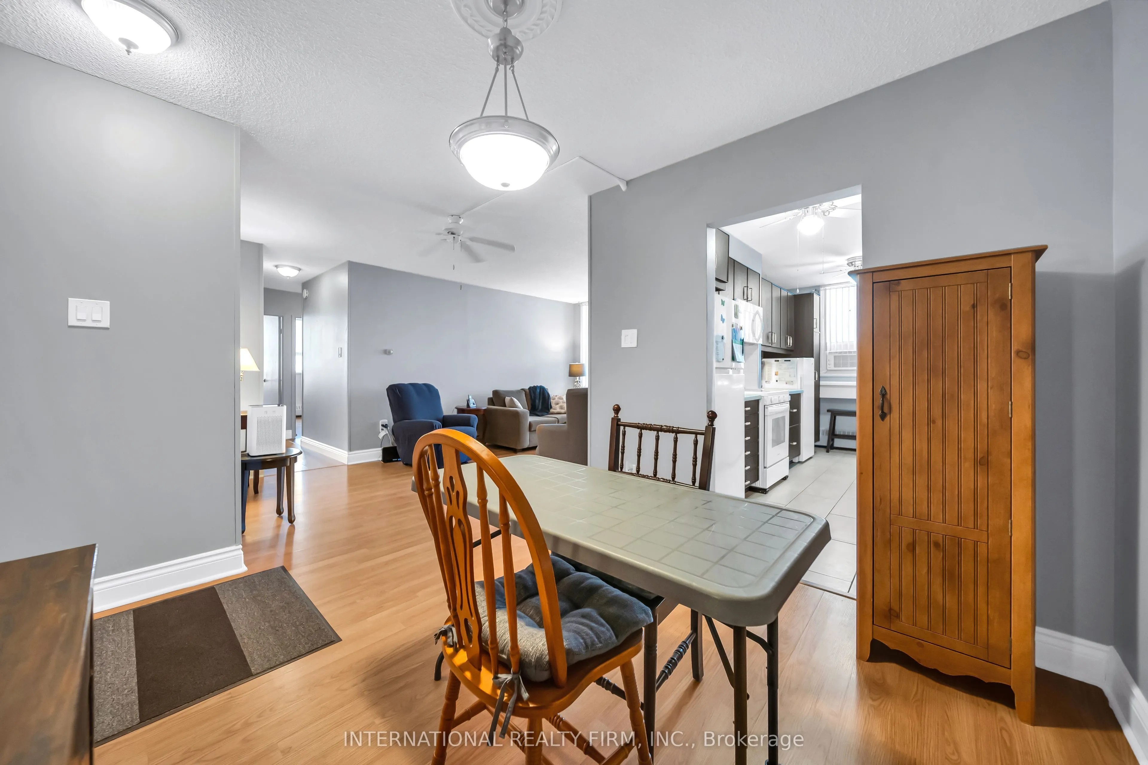 1615 Bloor Street #801