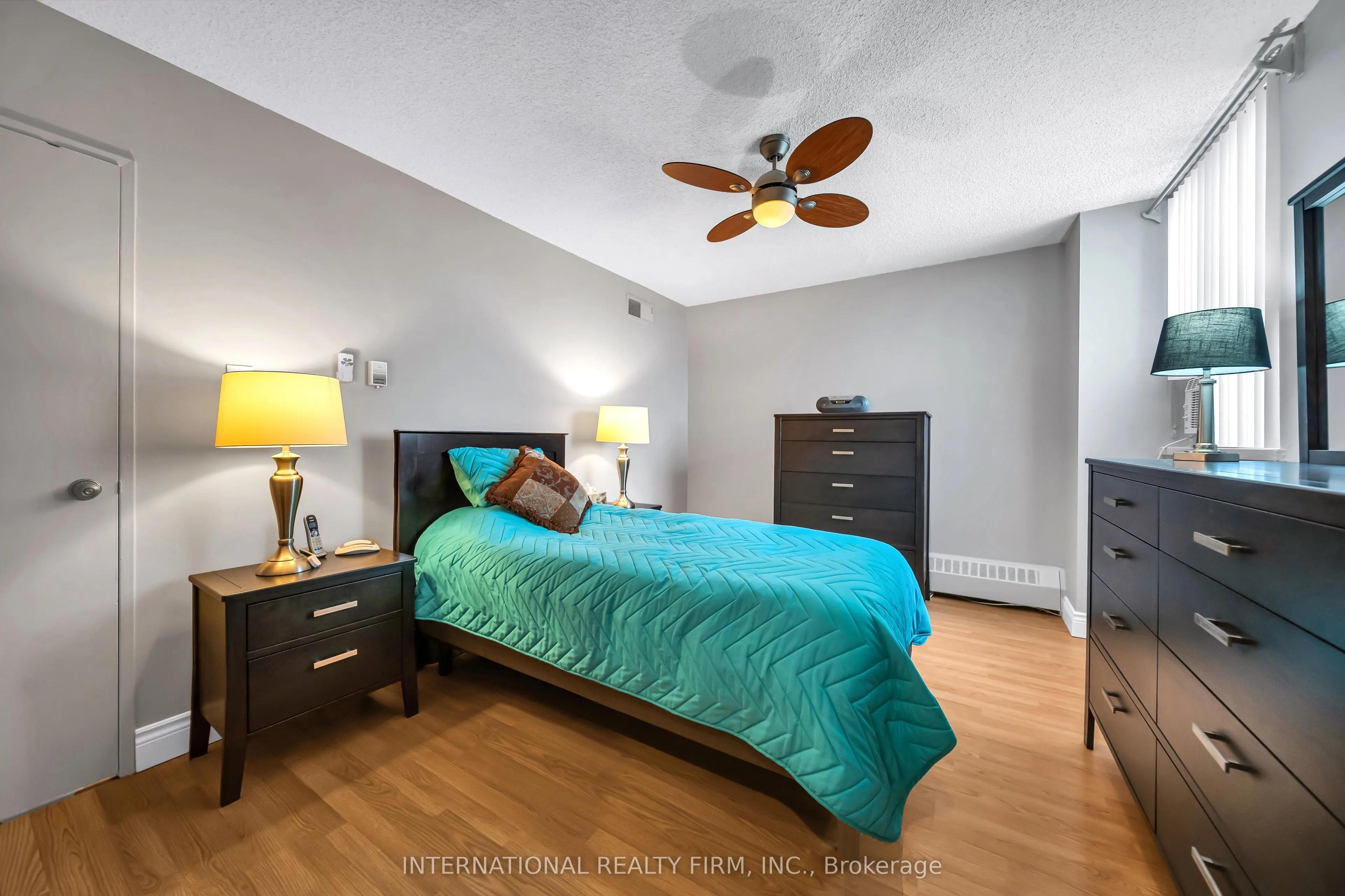 1615 Bloor Street #801