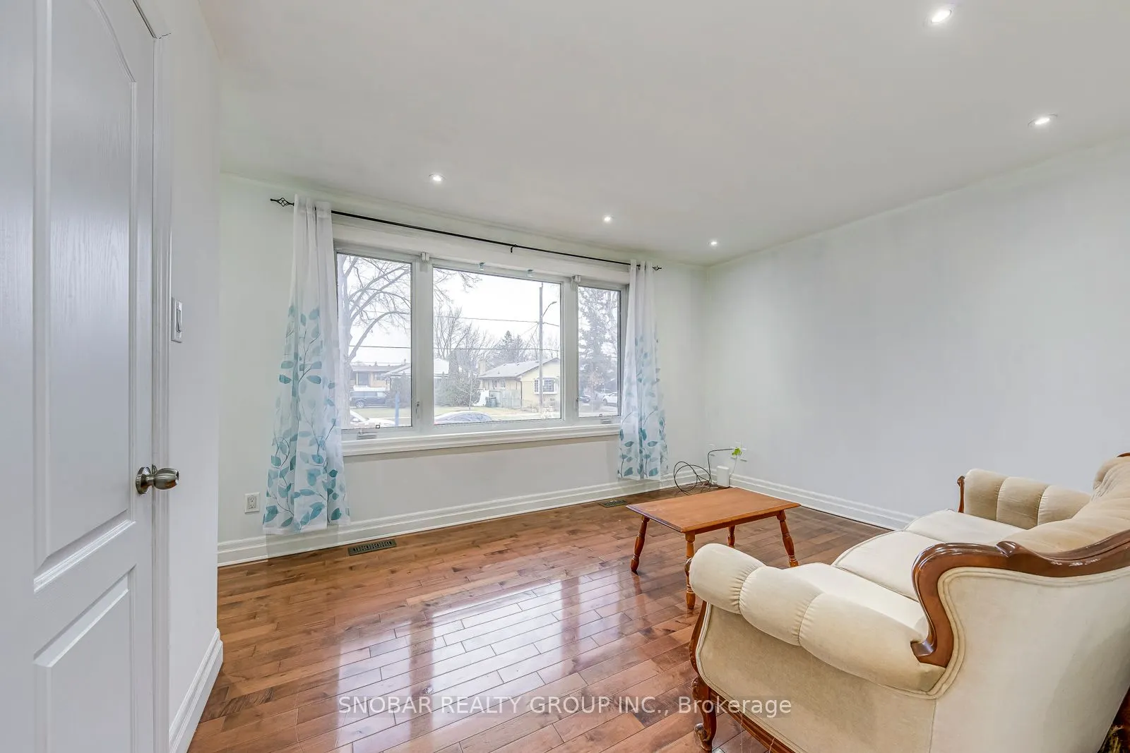 31 Genthorn Avenue