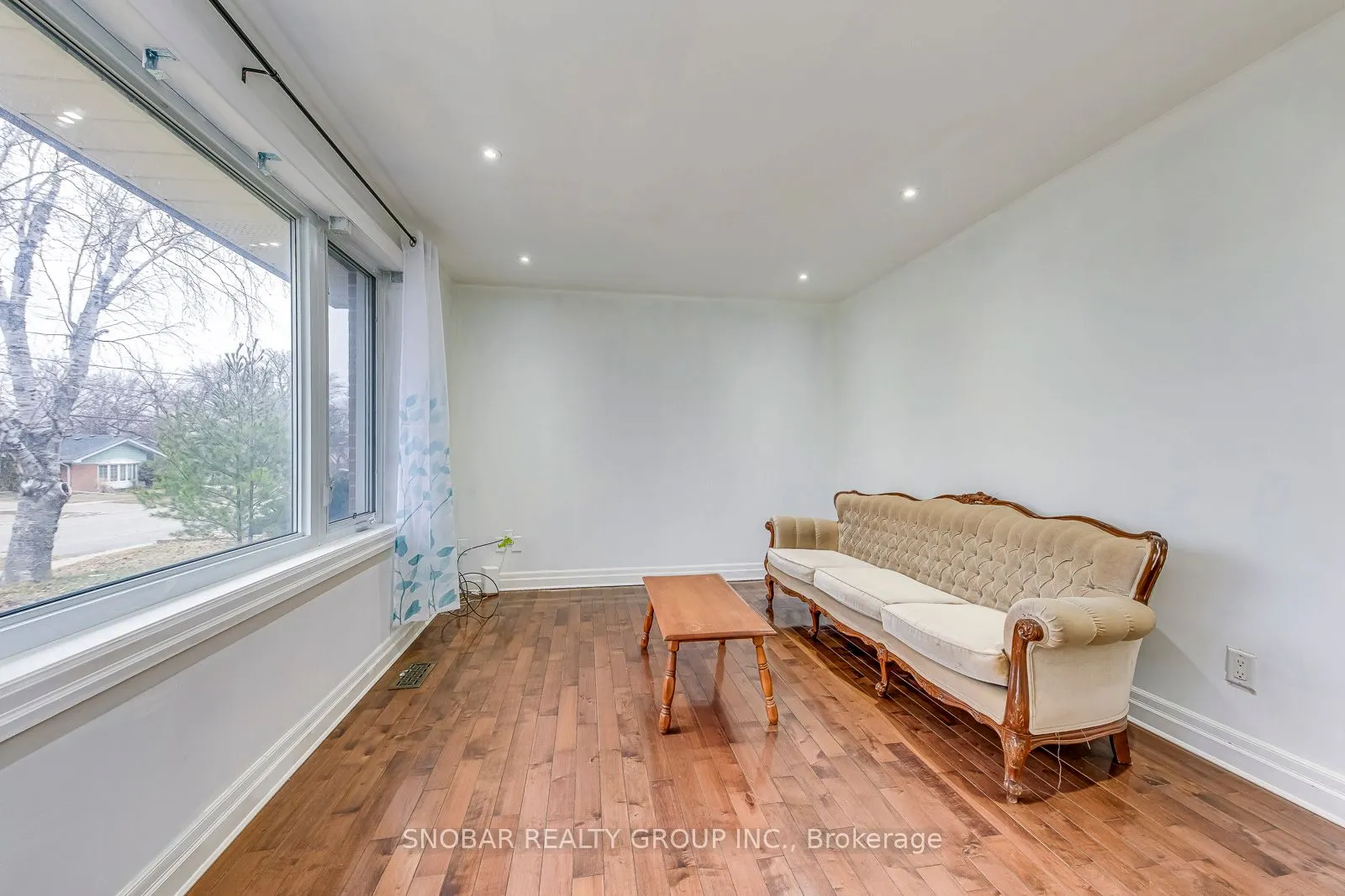 31 Genthorn Avenue