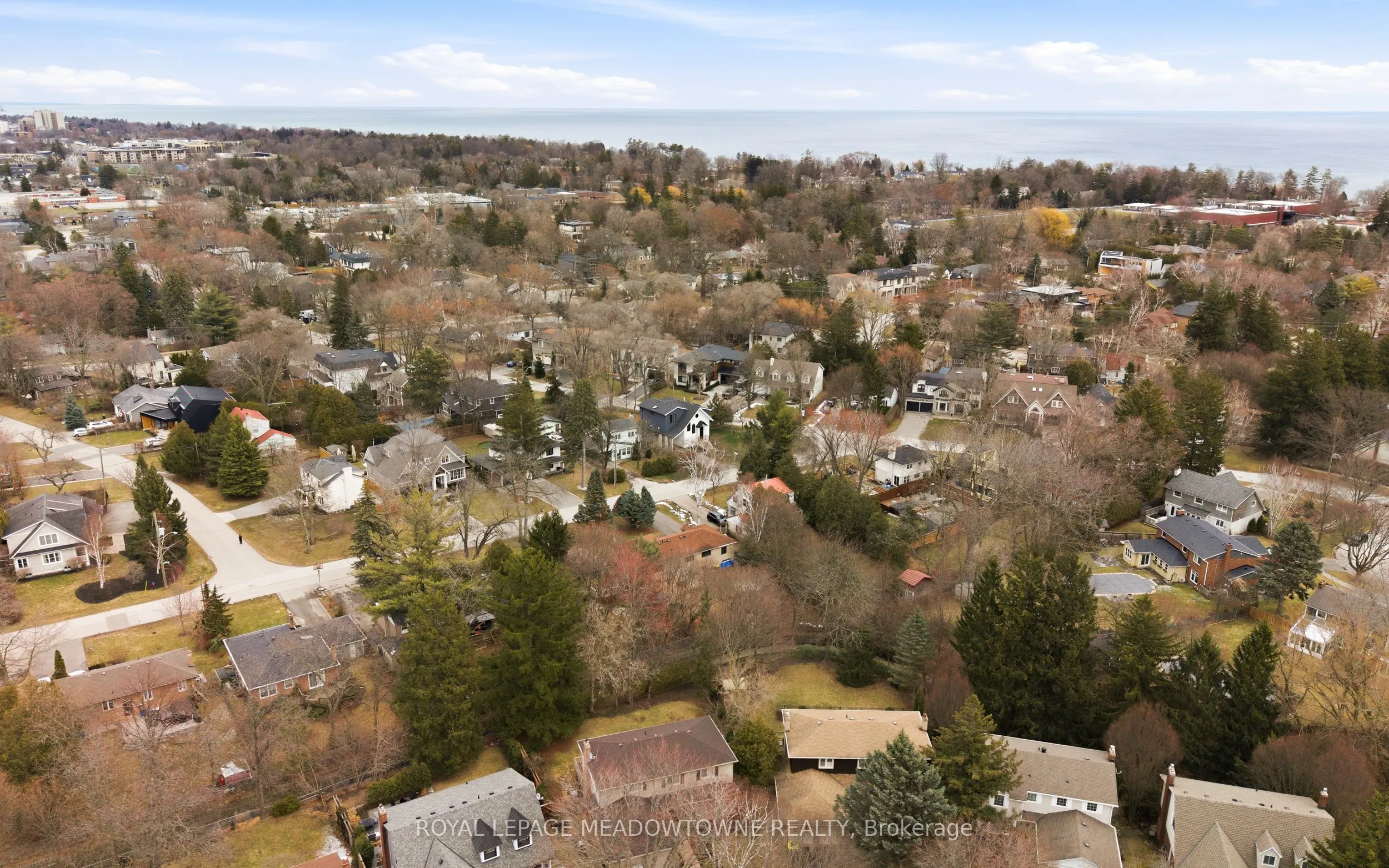208 Glen Oak Drive