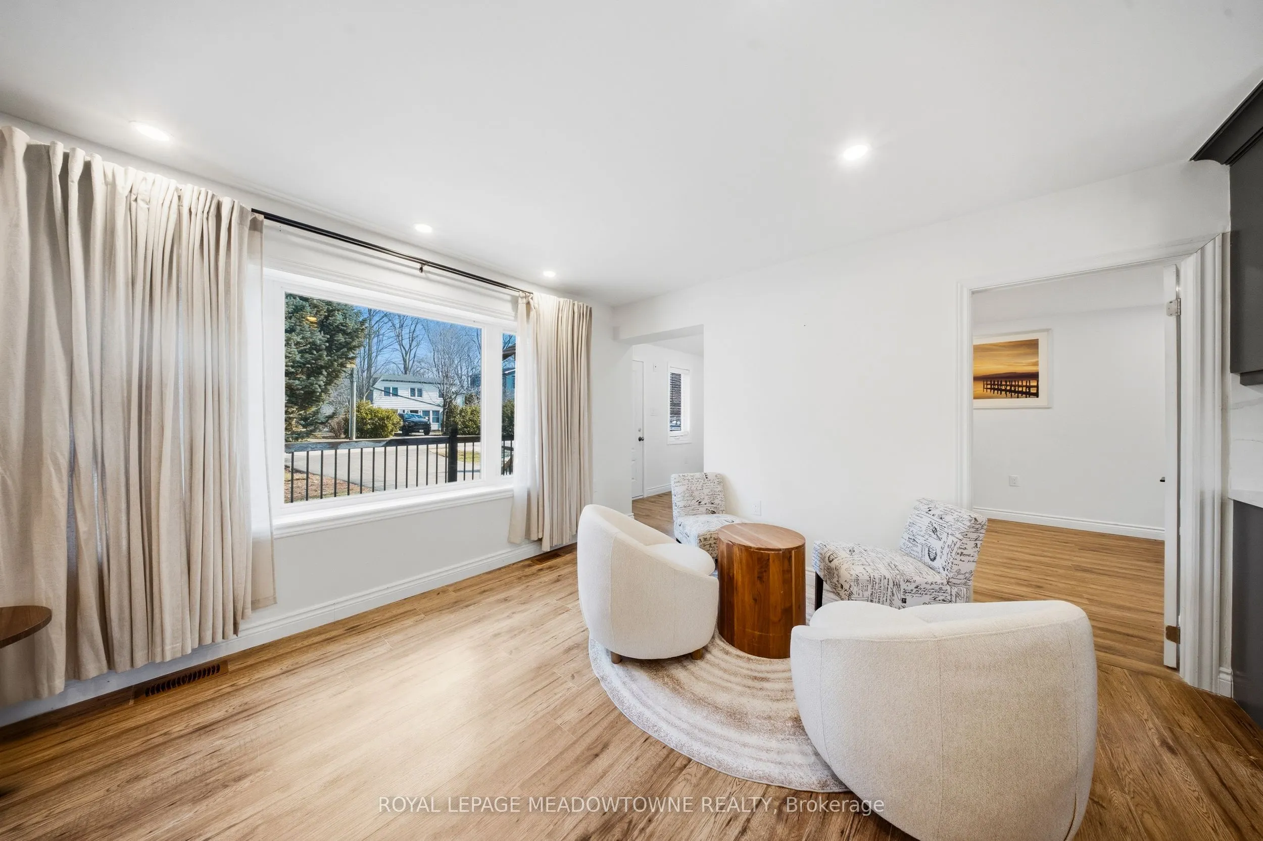 208 Glen Oak Drive