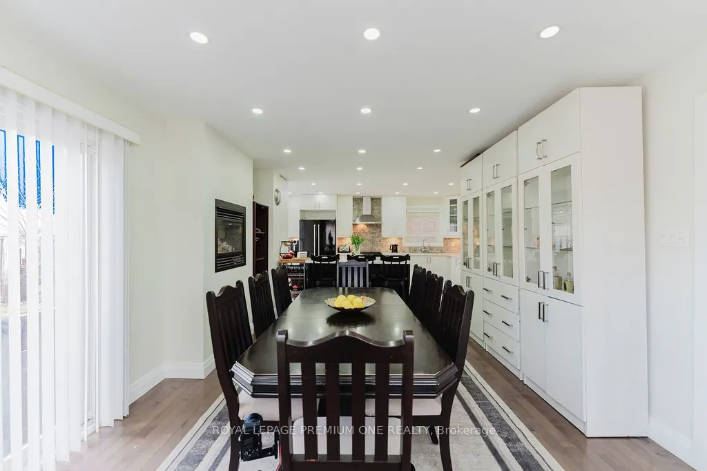 25 Sir Lancelot Court