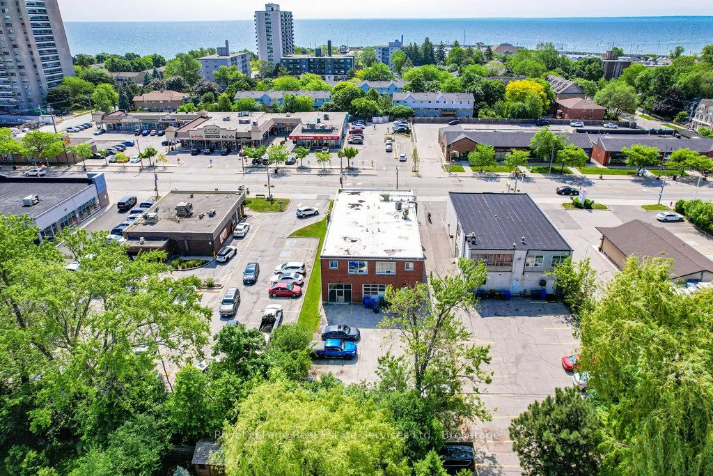2307 - 2309 Lakeshore Road W