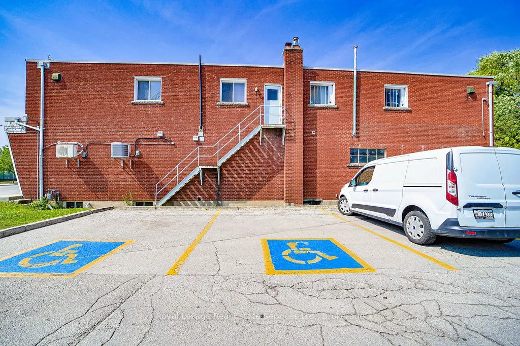 2307 - 2309 Lakeshore Road W