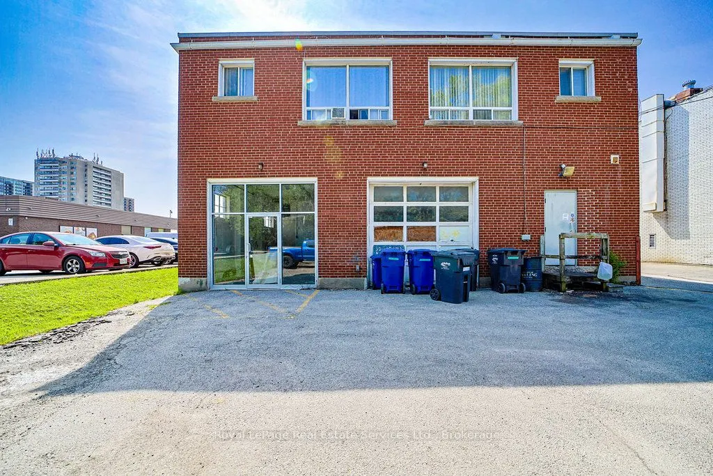 2307 - 2309 Lakeshore Road W