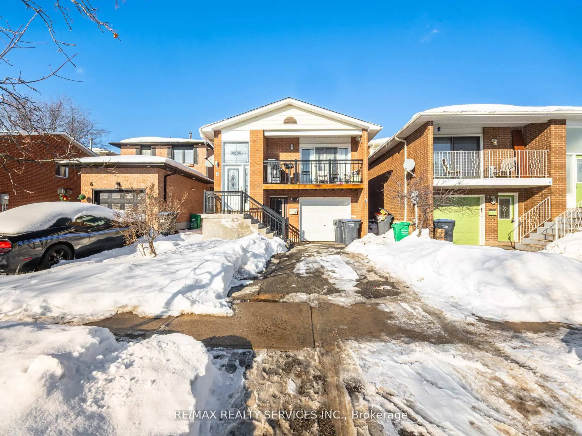 8 Deerpark Crescent
