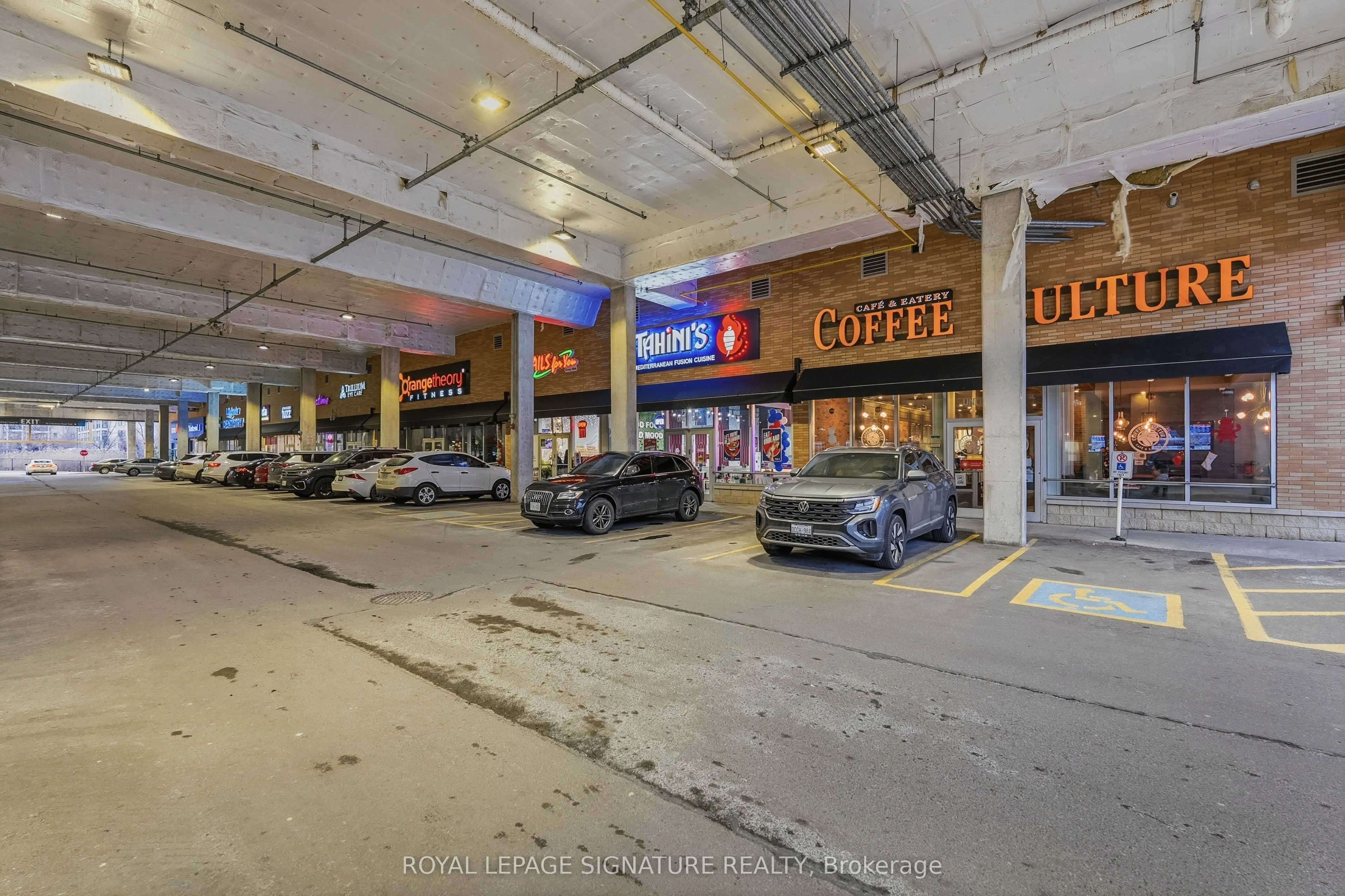 1062 Douglas McCurdy Common #227