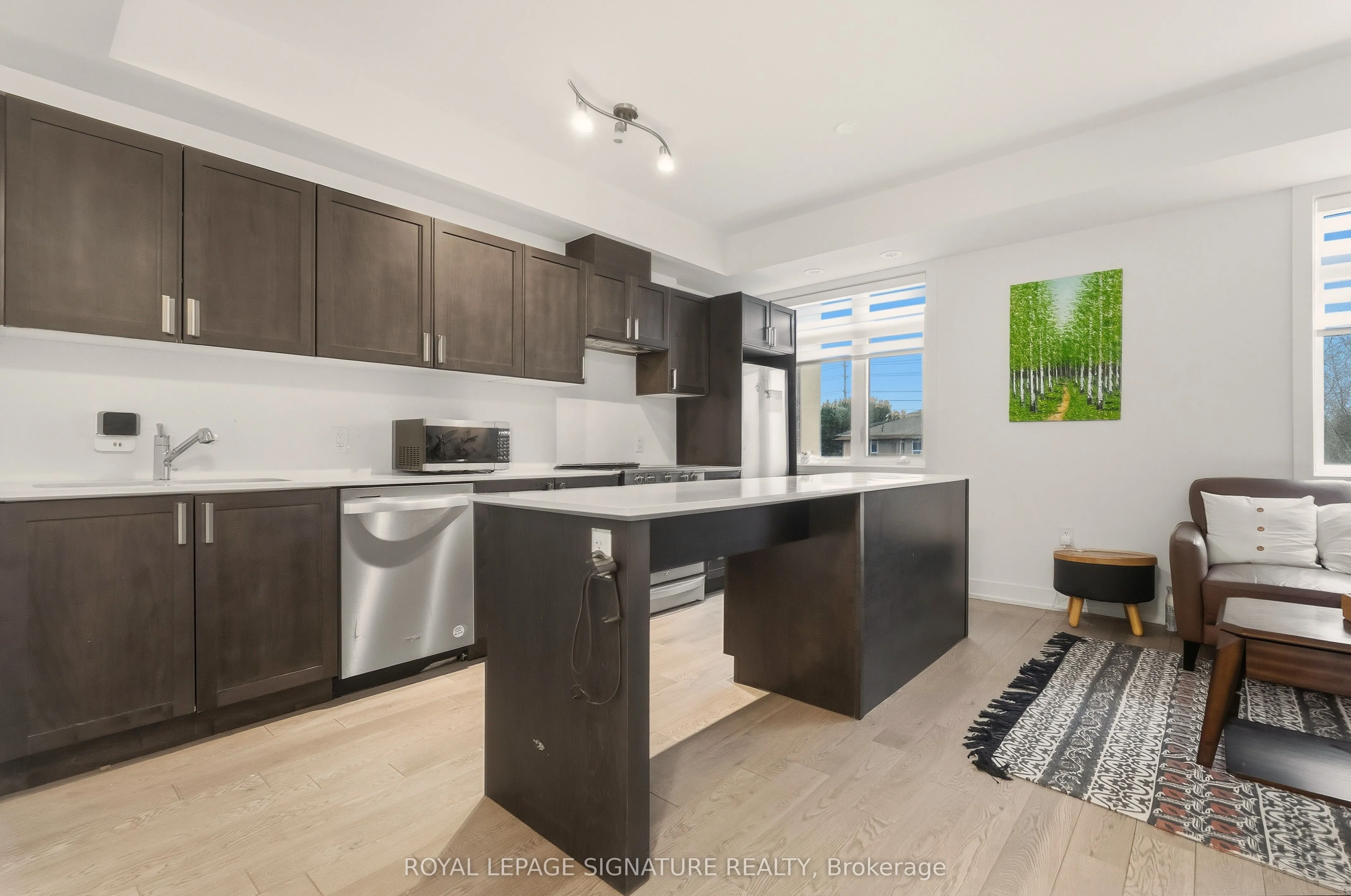 1062 Douglas McCurdy Common #227