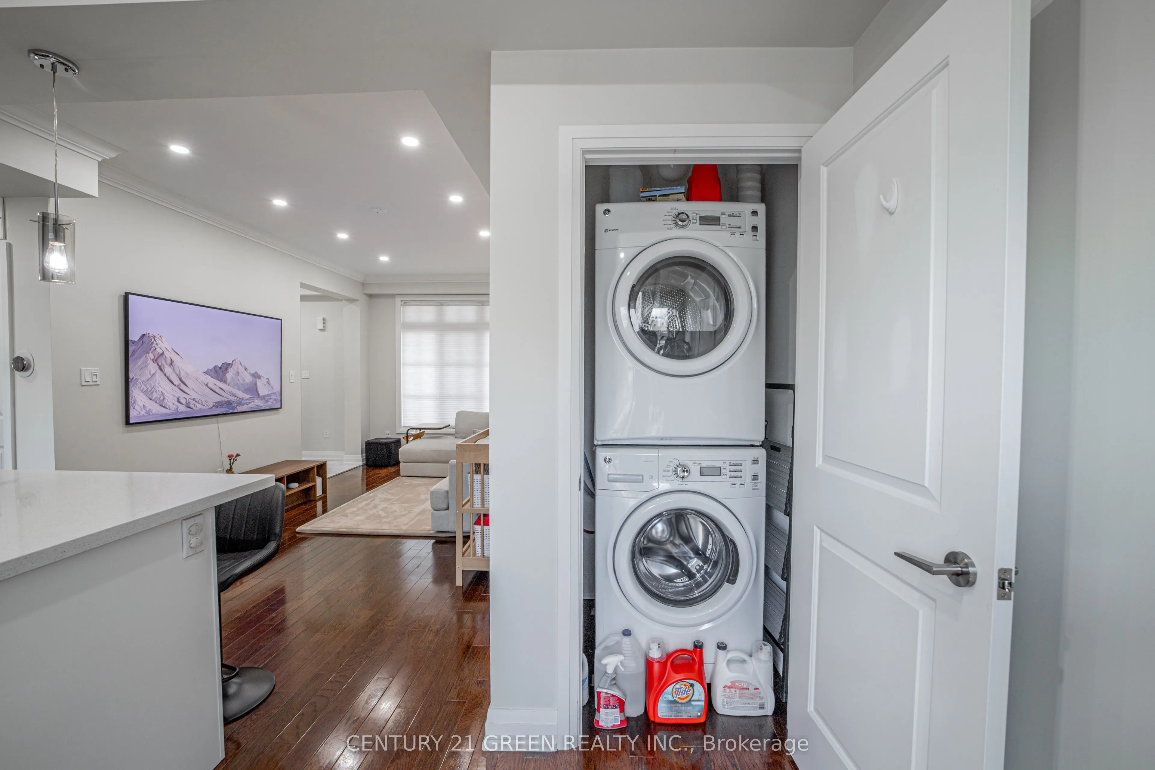 3071 Cawthra Road #5