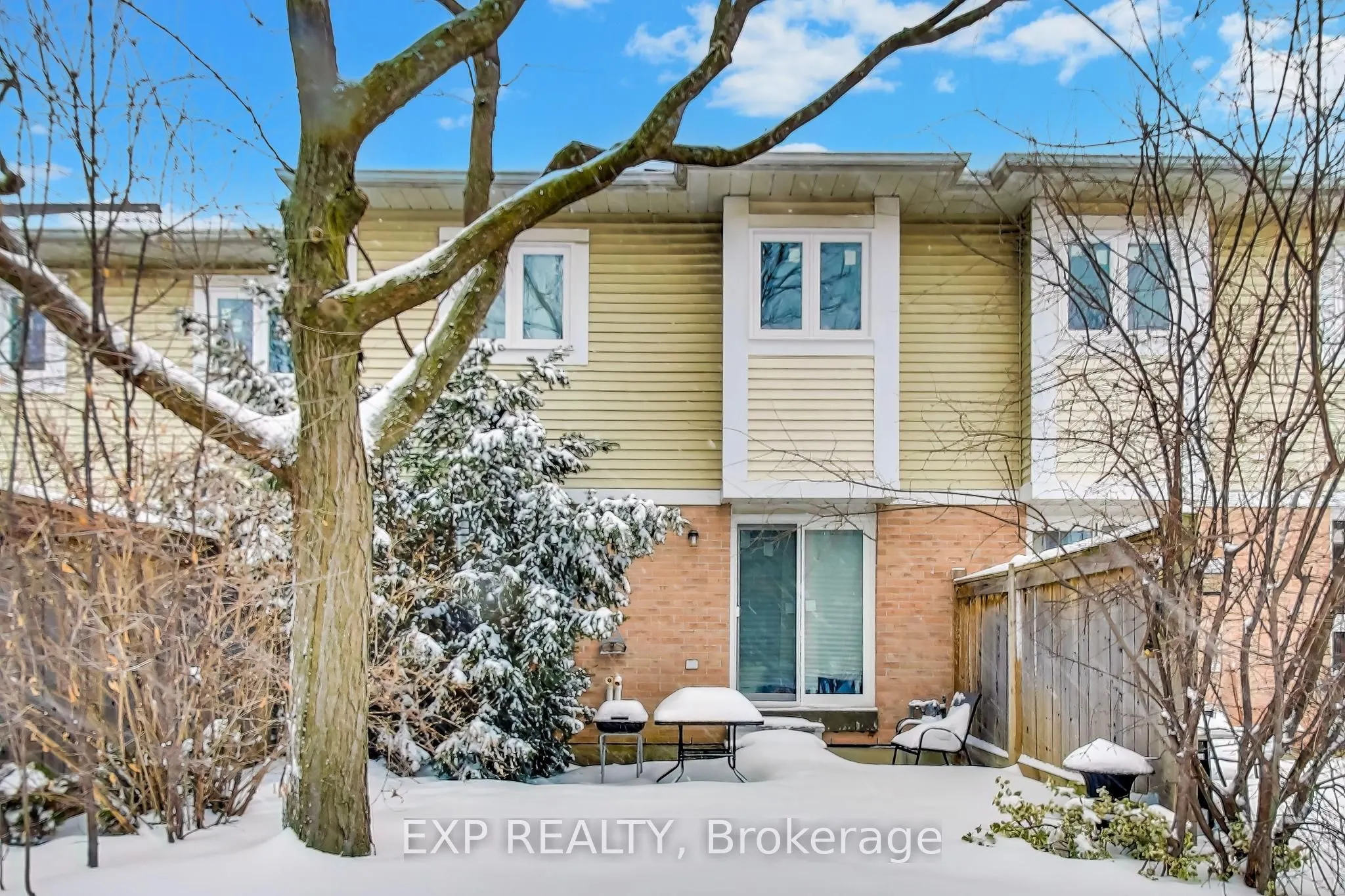 83 Wickstead Court #44