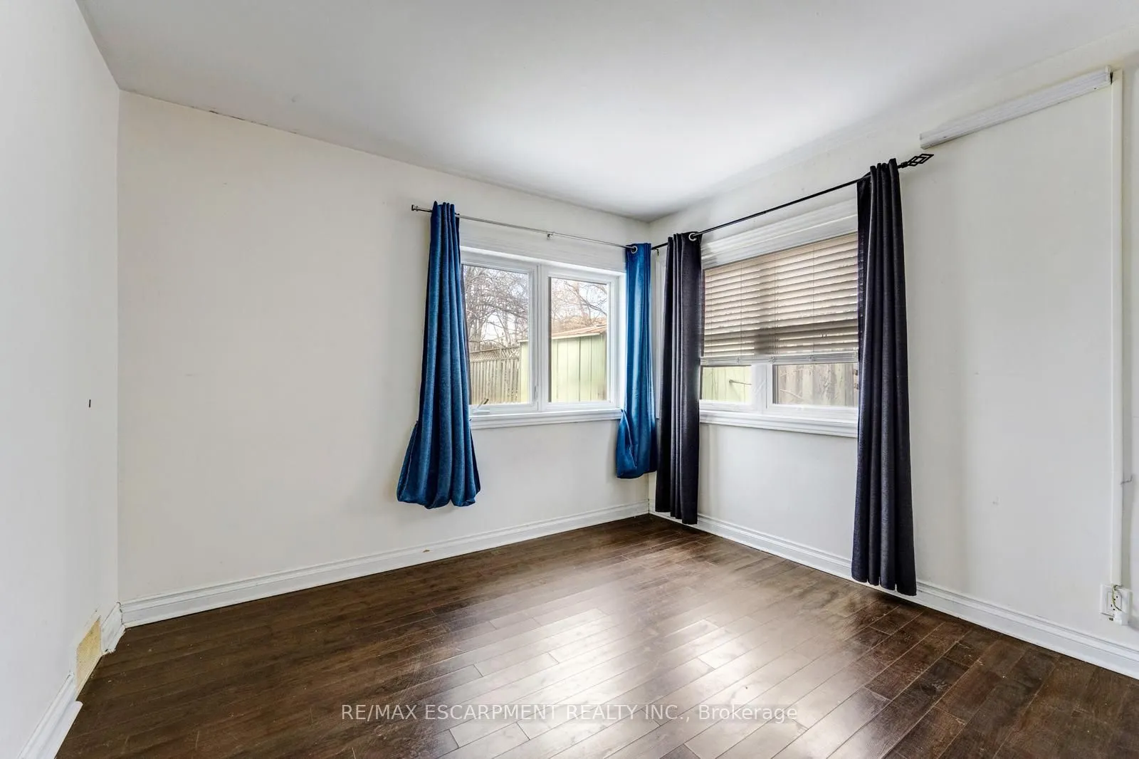 16 Woodward Avenue