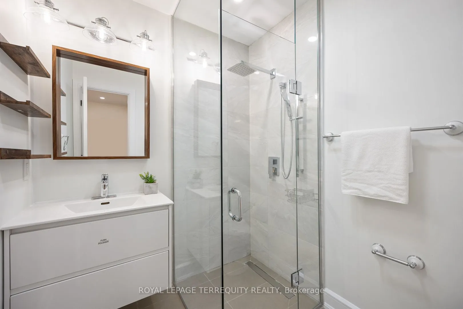 2059 Shawanaga Trail
