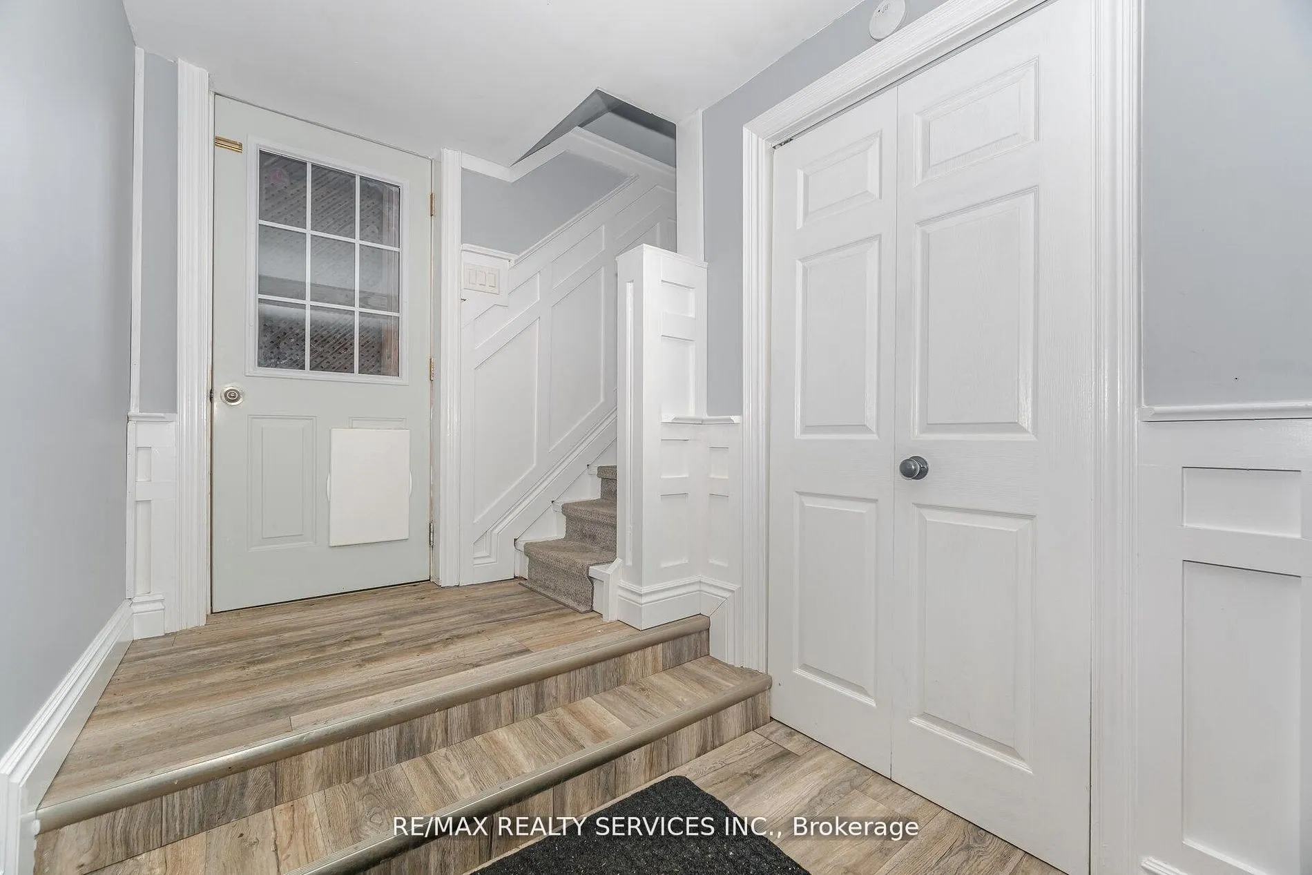 32 Caledon Street