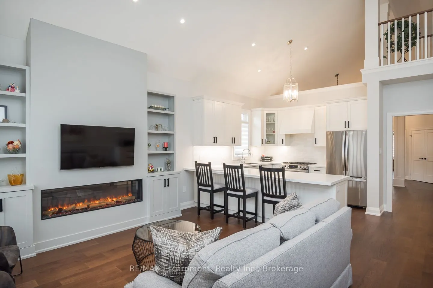 4155 Stonebridge Crescent #8